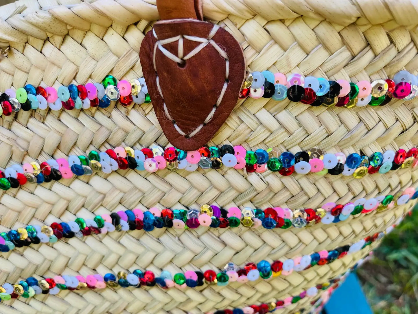 Trendy straw bags , straw beach bag, Leather handle