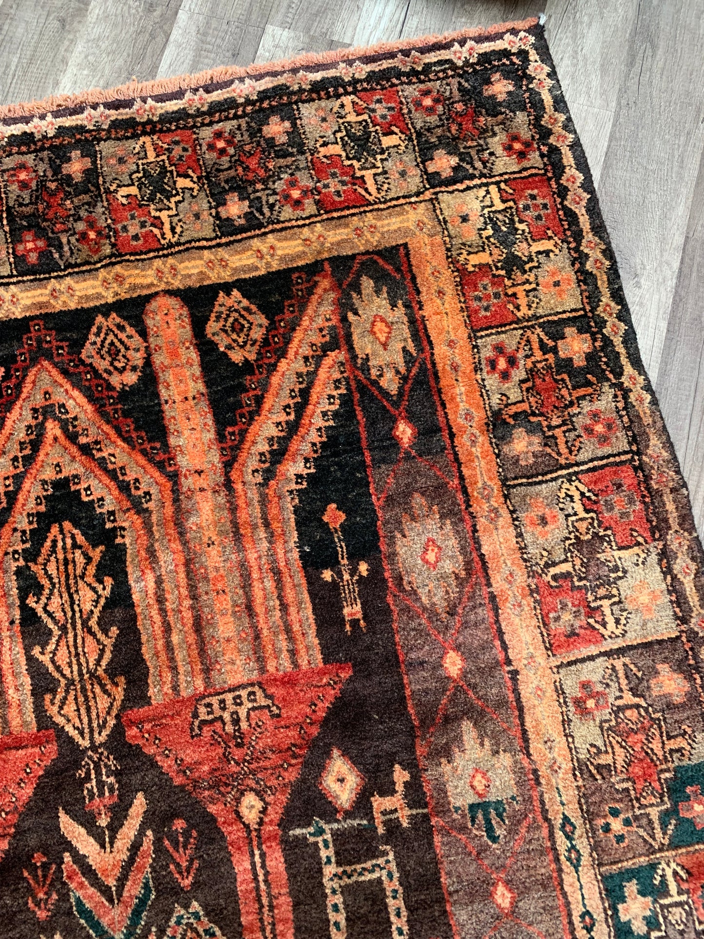 Vintage Persian Area Rug No. A1176 - 4.1' x8.1'