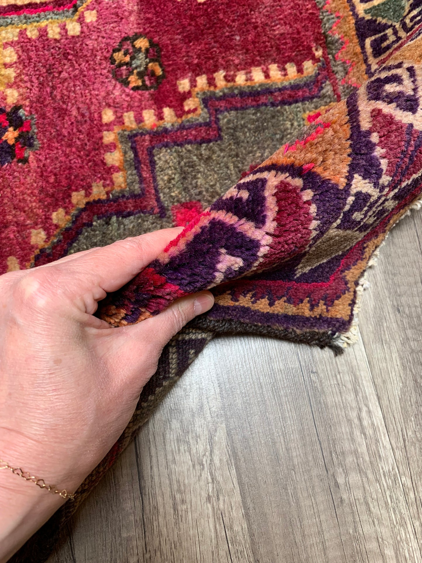 Vintage Persian Area Rug No. A1170 - 2.8' x 4.3'