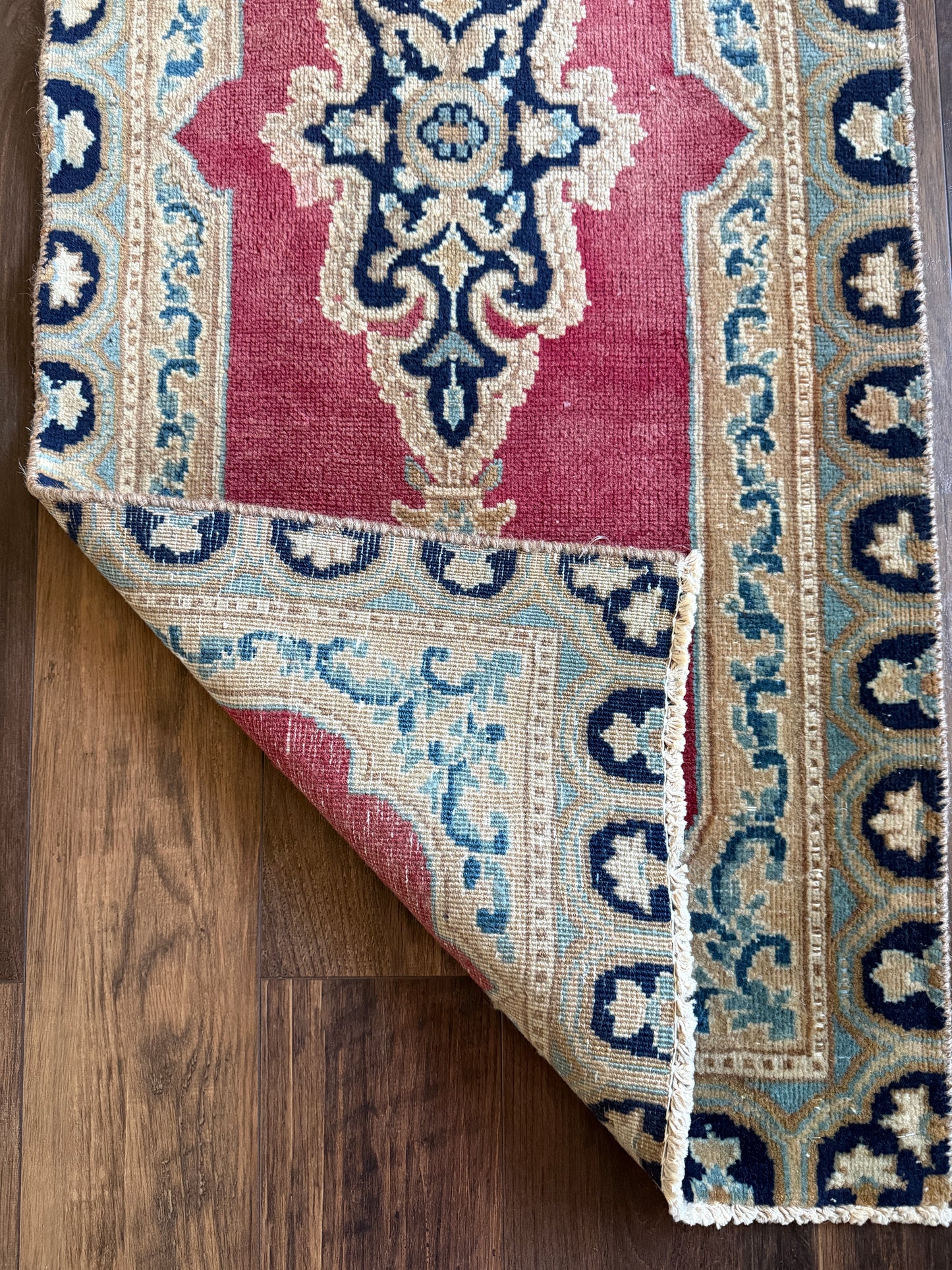 Vintage Persian Runner Rug No. R1185 - 1.8' x 4.0'