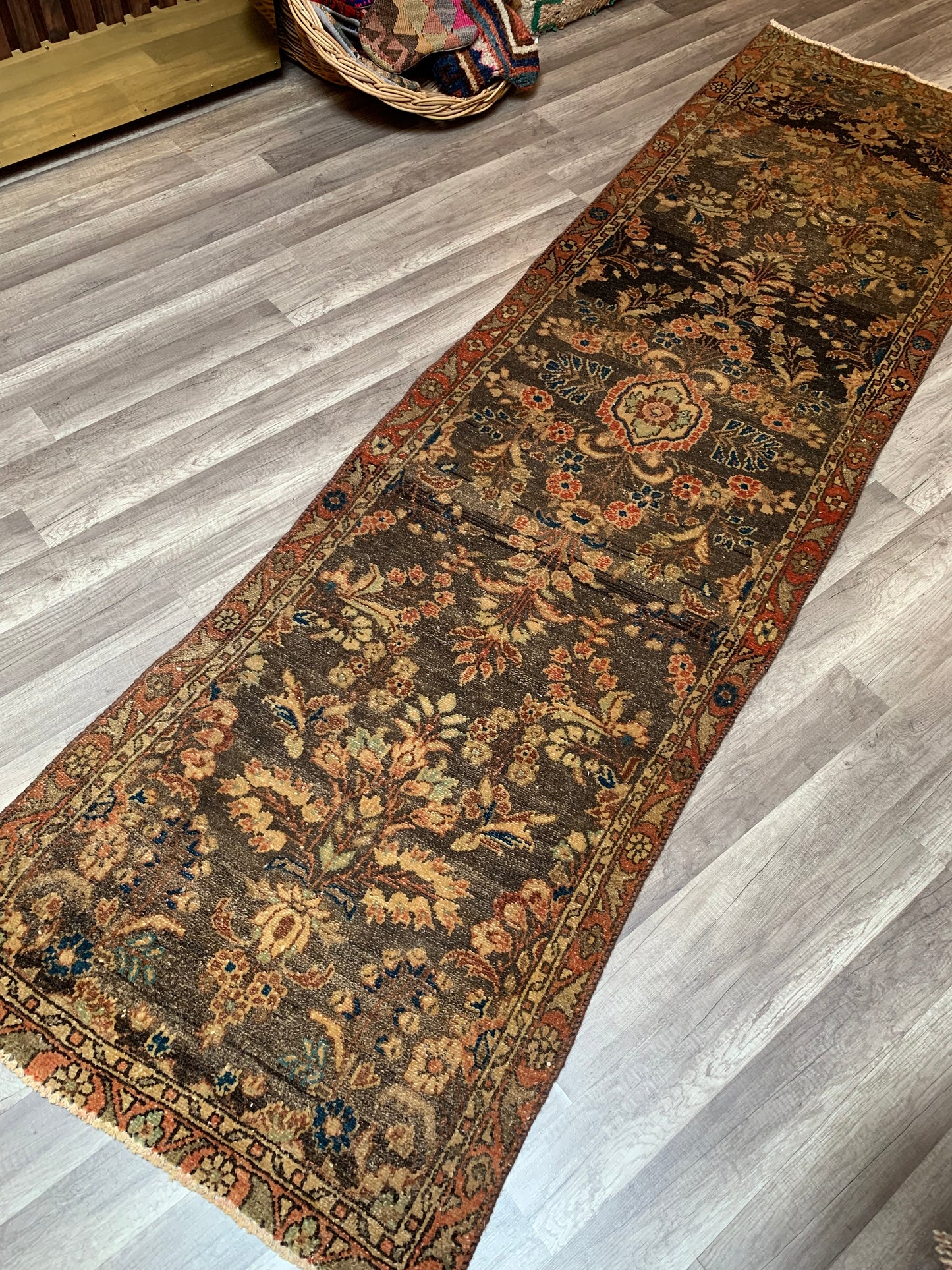 Vintage Persian Runner Rug No. R1172 - 2.7' x 9.3'
