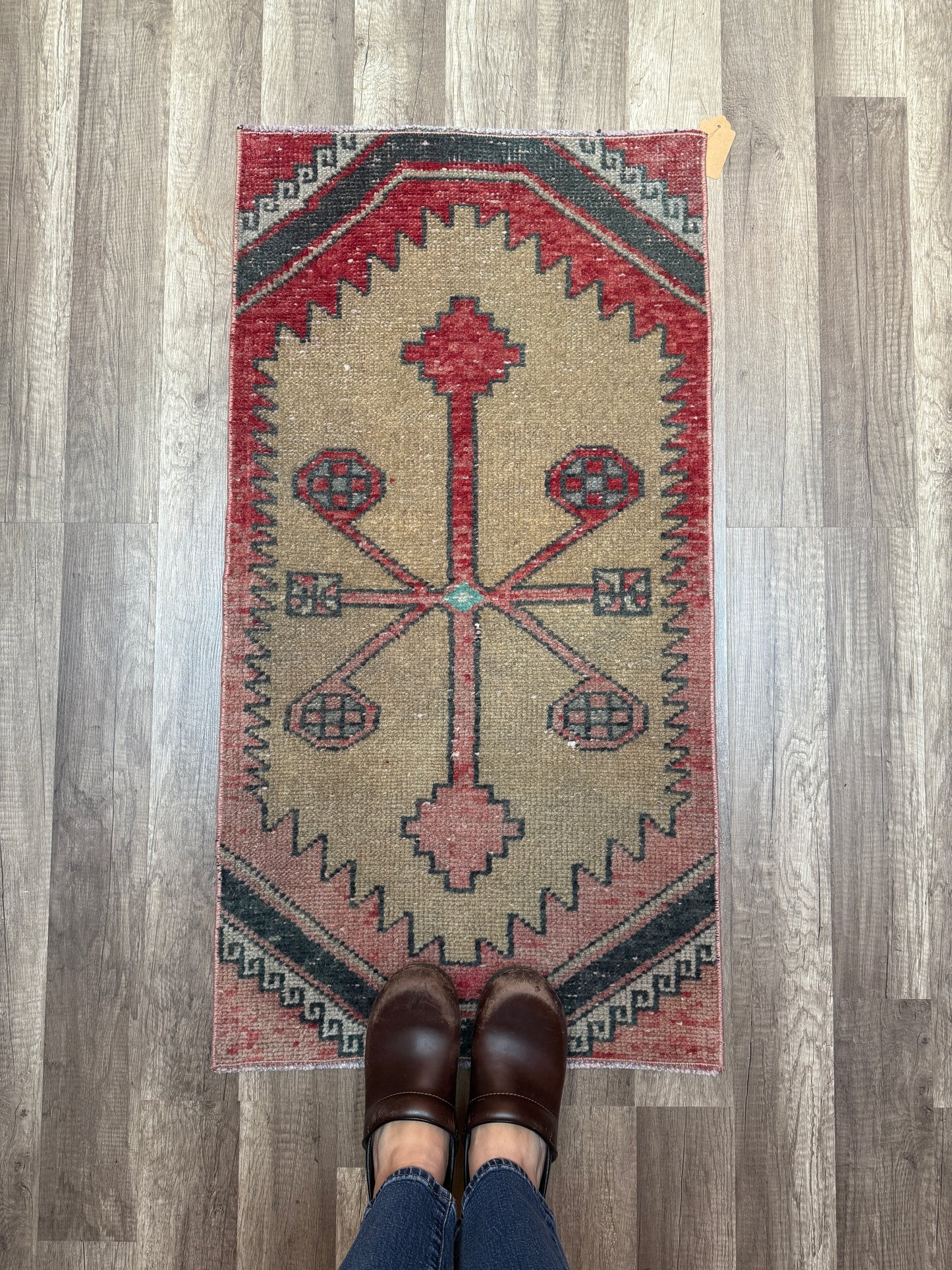 Vintage Turkish Mini Rug 1.7’x3.3' - No. 682