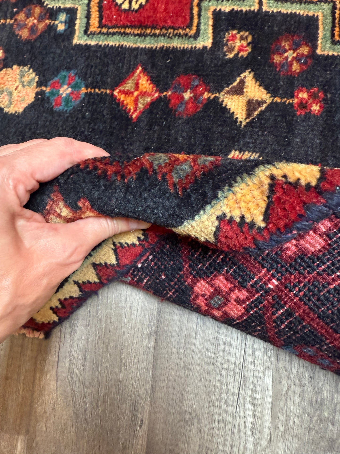 Vintage Persian Area Rug No. A1187 - 3.3'x7'