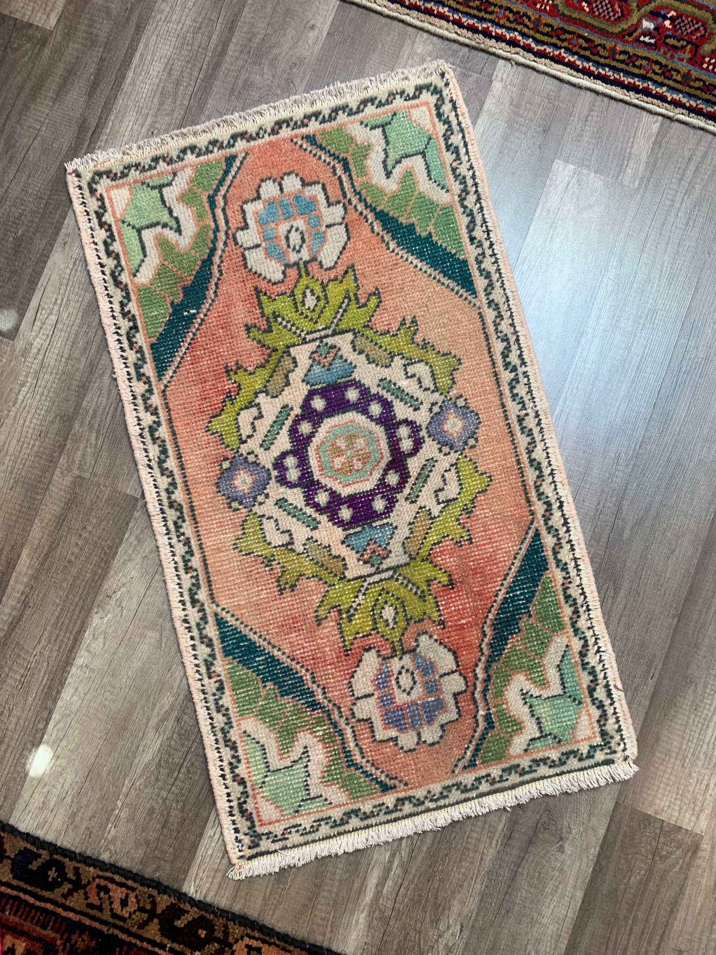 Vintage Turkish Mini Rug 1.5’x2.8' - No. 670