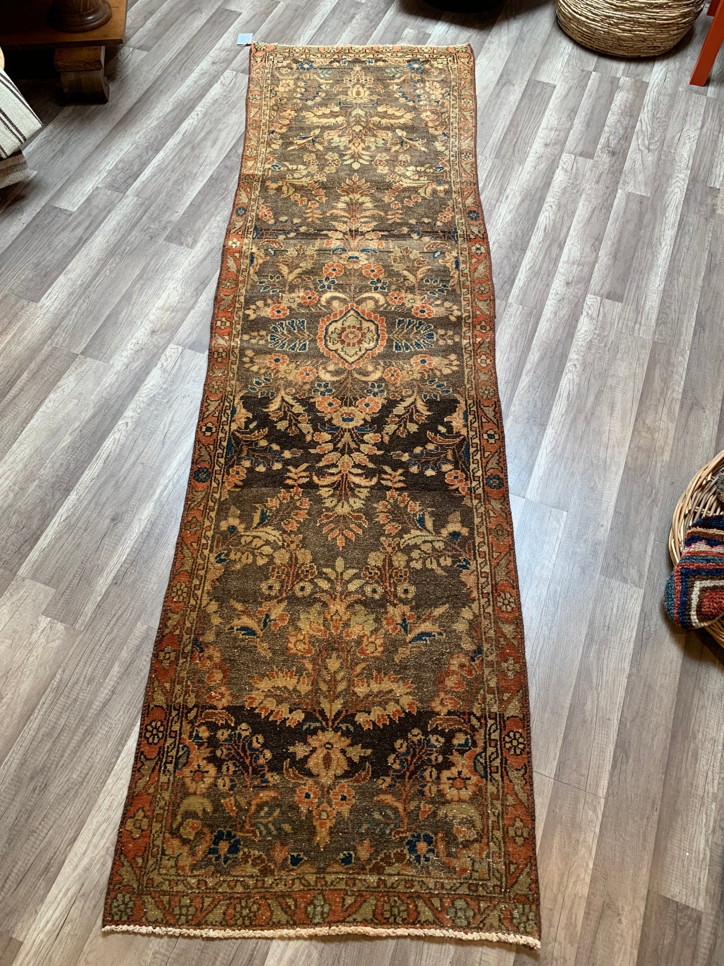 Vintage Persian Runner Rug No. R1172 - 2.7' x 9.3'