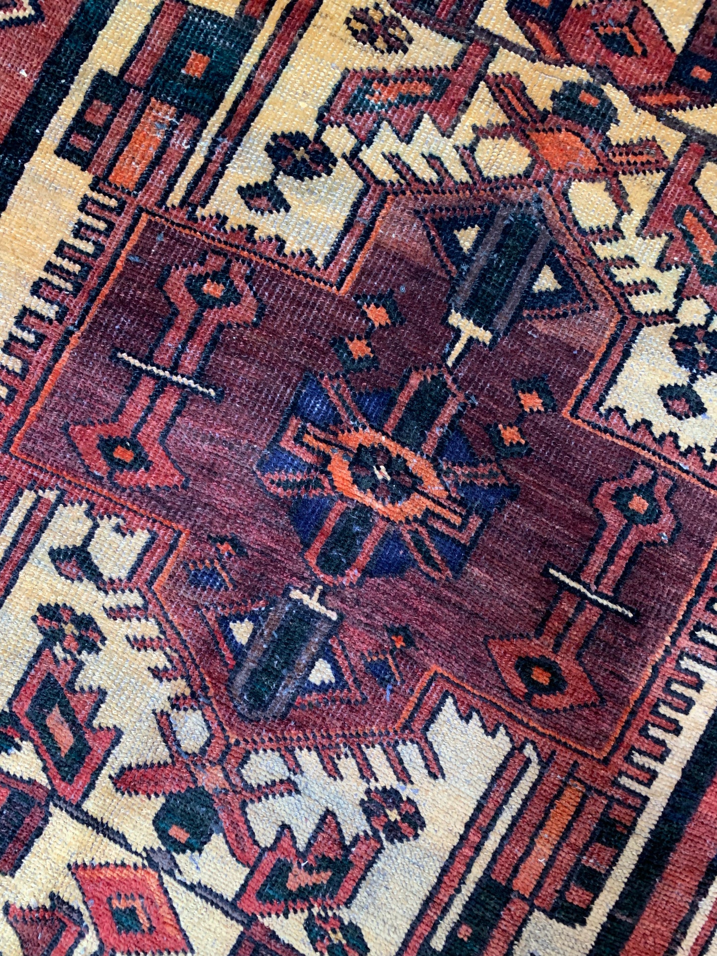 Vintage Persian Area Rug No. A1173 - 4.5' x 6.5'