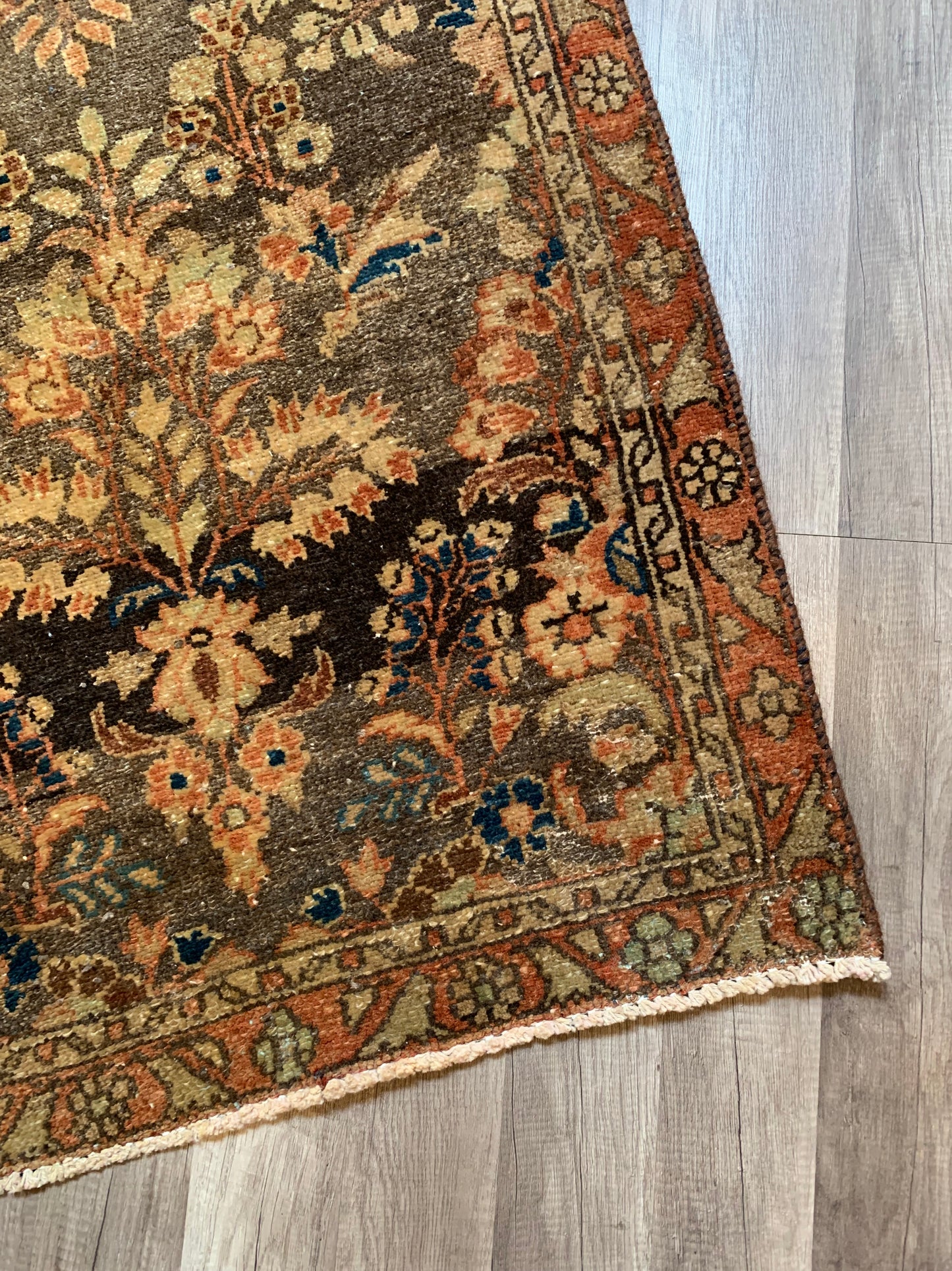 Vintage Persian Runner Rug No. R1172 - 2.7' x 9.3'