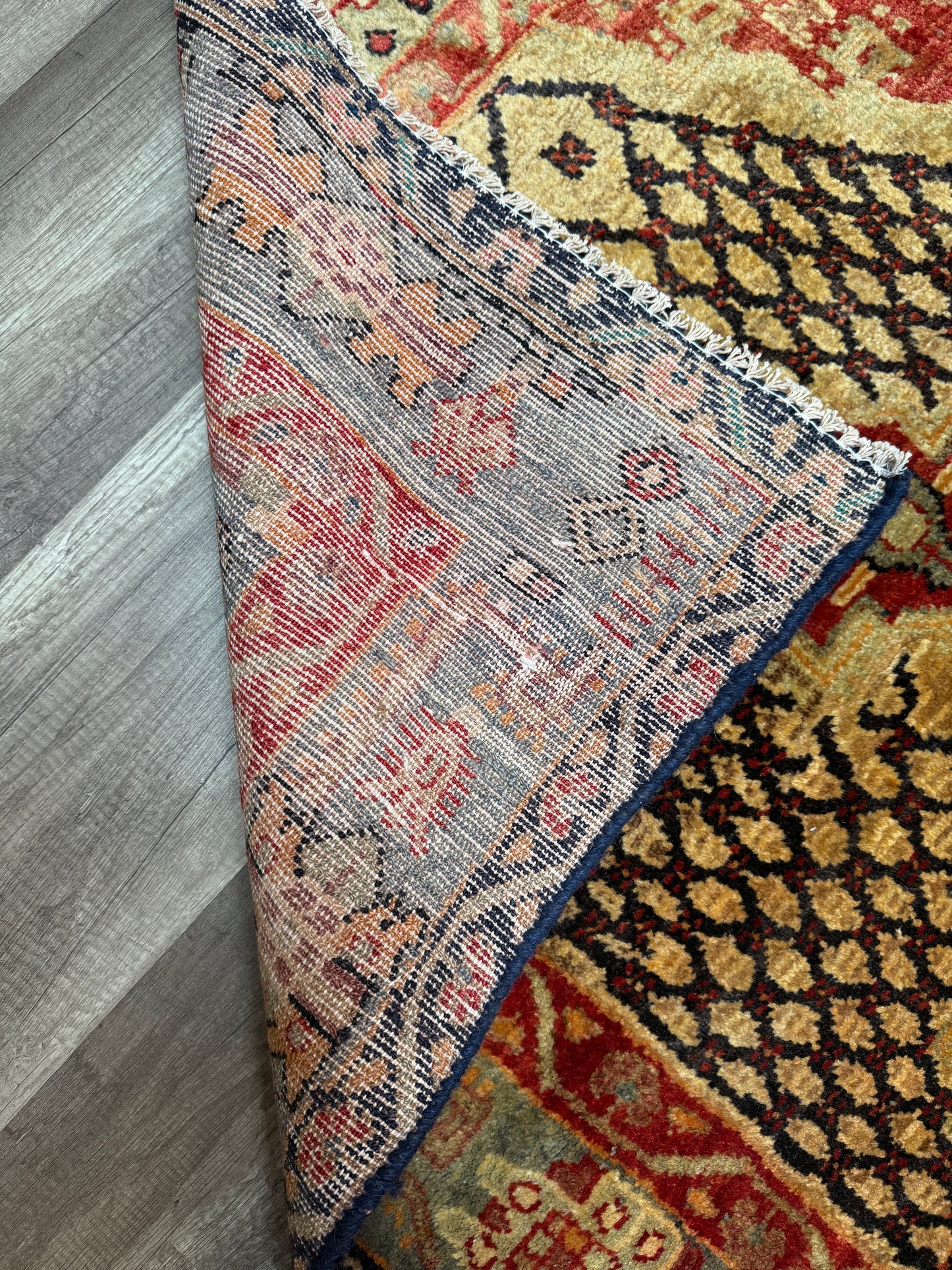 Vintage Persian Area Rug No. A1188 - 3.6' x5.9'