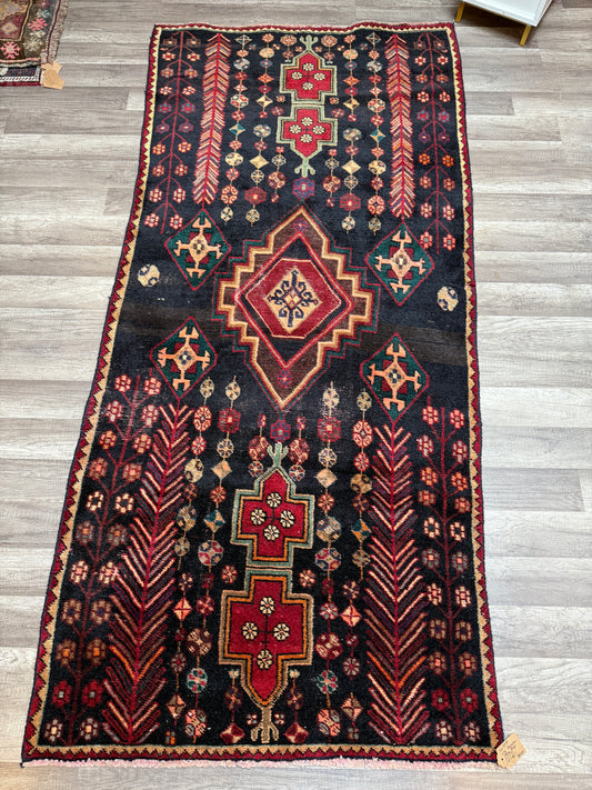 Vintage Persian Area Rug No. A1187 - 3.3'x7'
