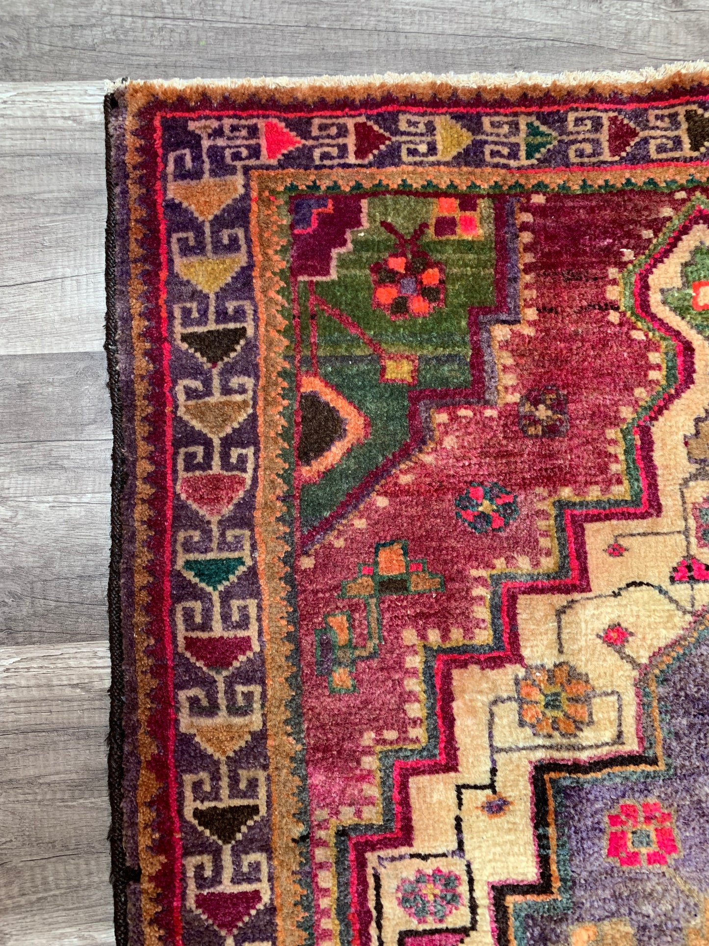 Vintage Persian Area Rug No. A1170 - 2.8' x 4.3'