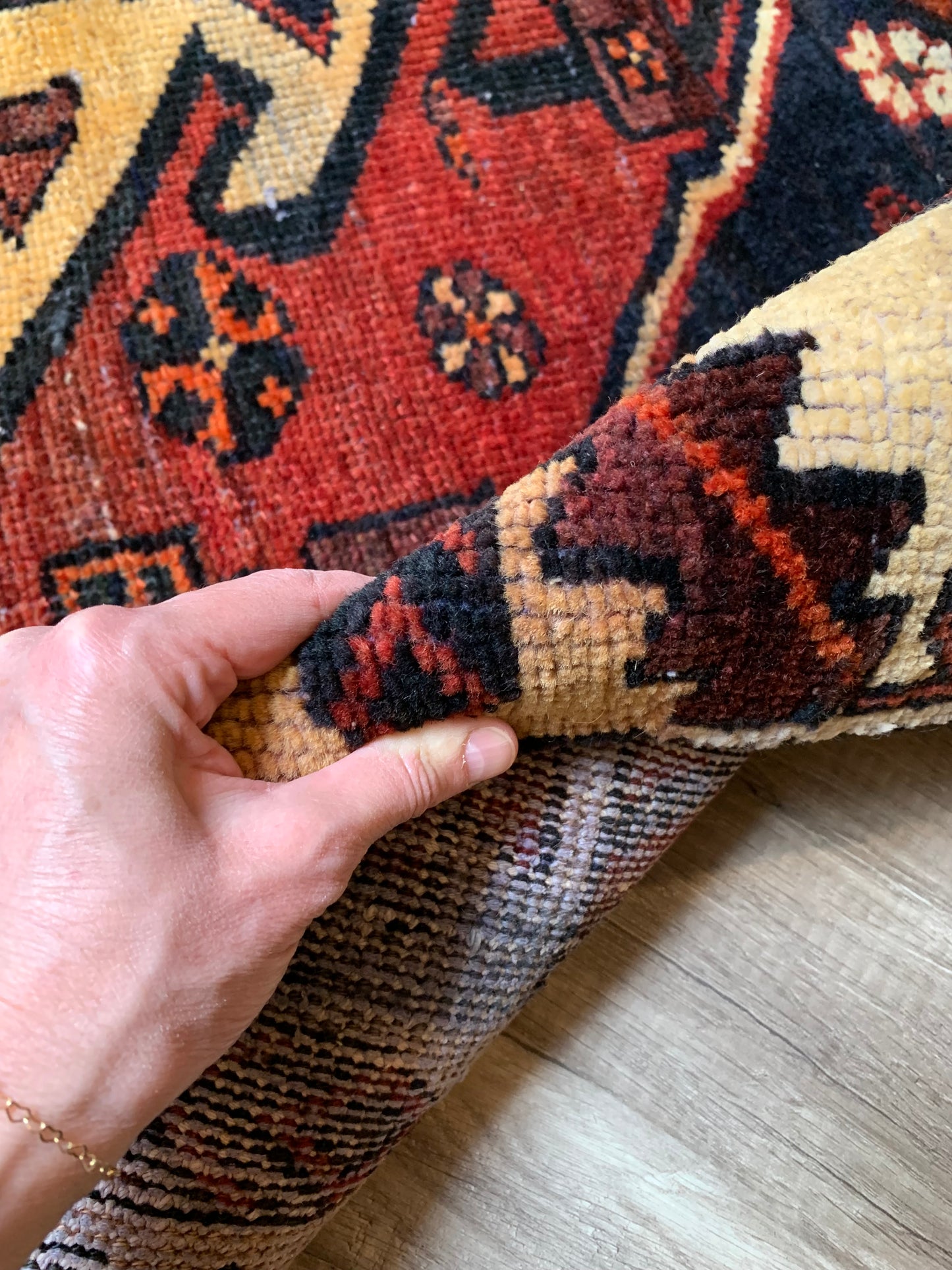 Vintage Persian Area Rug No. A1173 - 4.5' x 6.5'