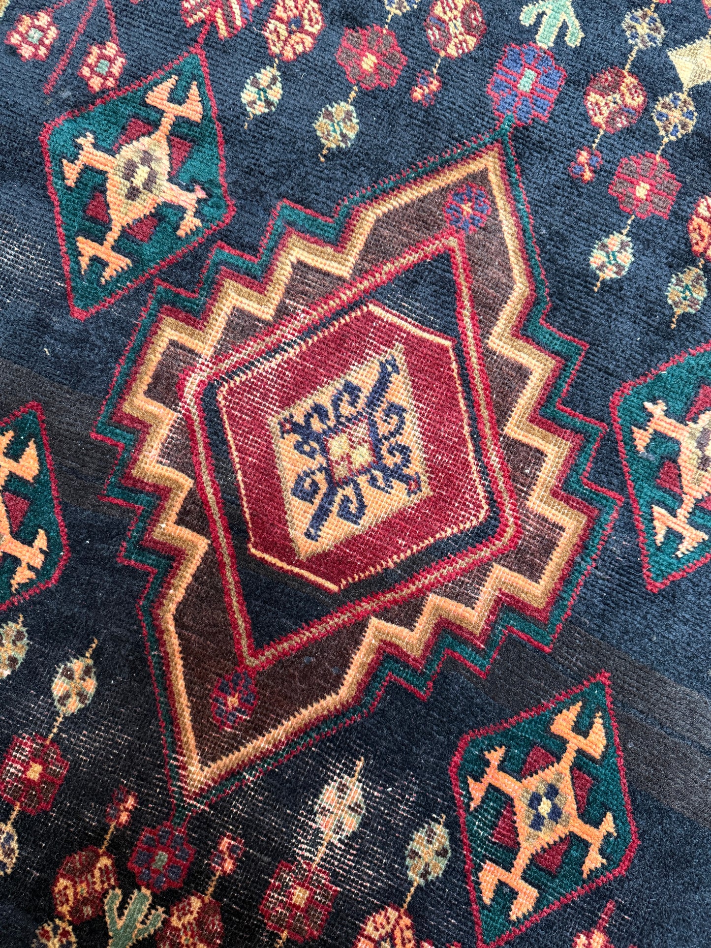 Vintage Persian Area Rug No. A1187 - 3.3'x7'