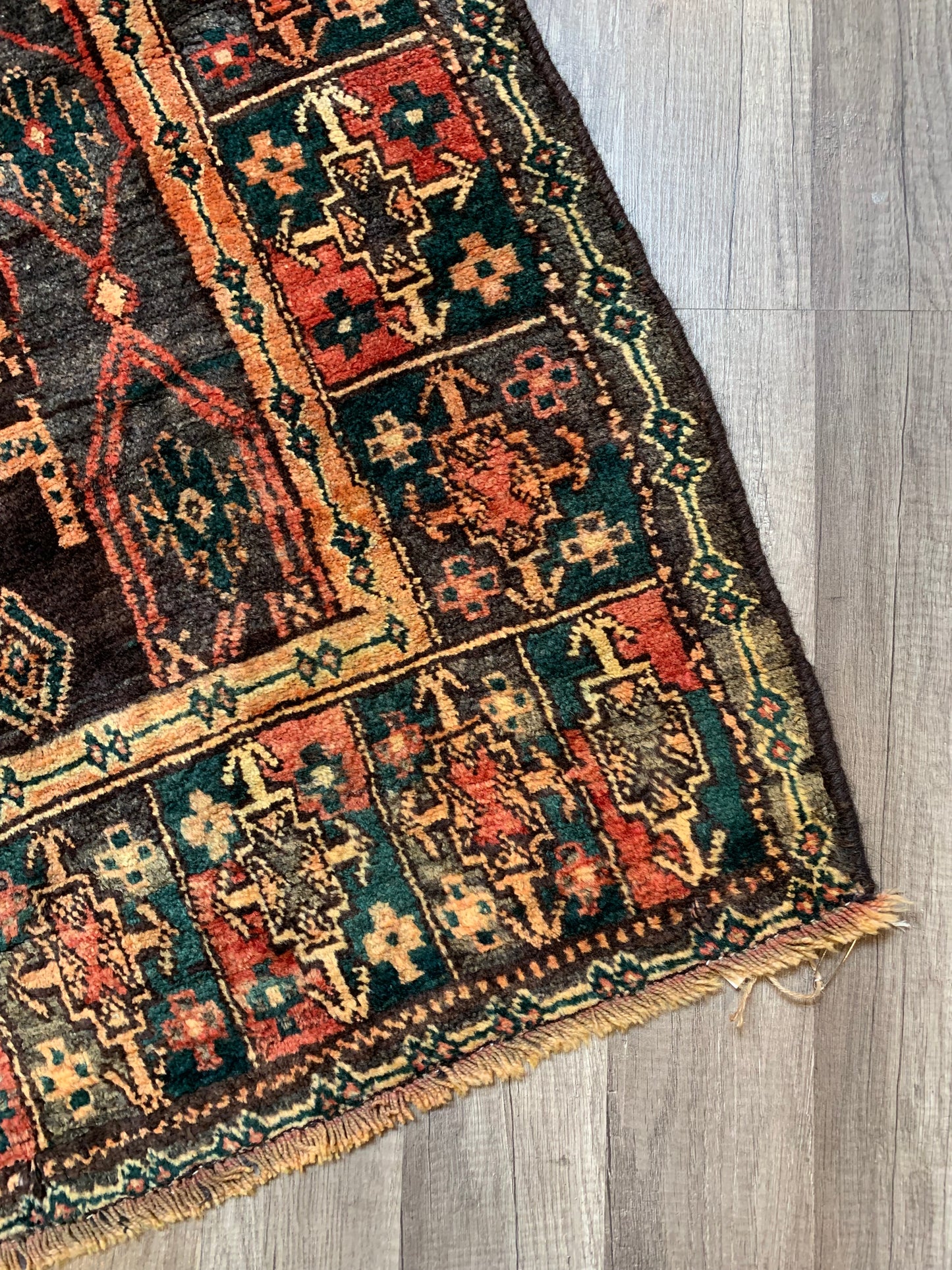 Vintage Persian Area Rug No. A1176 - 4.1' x8.1'