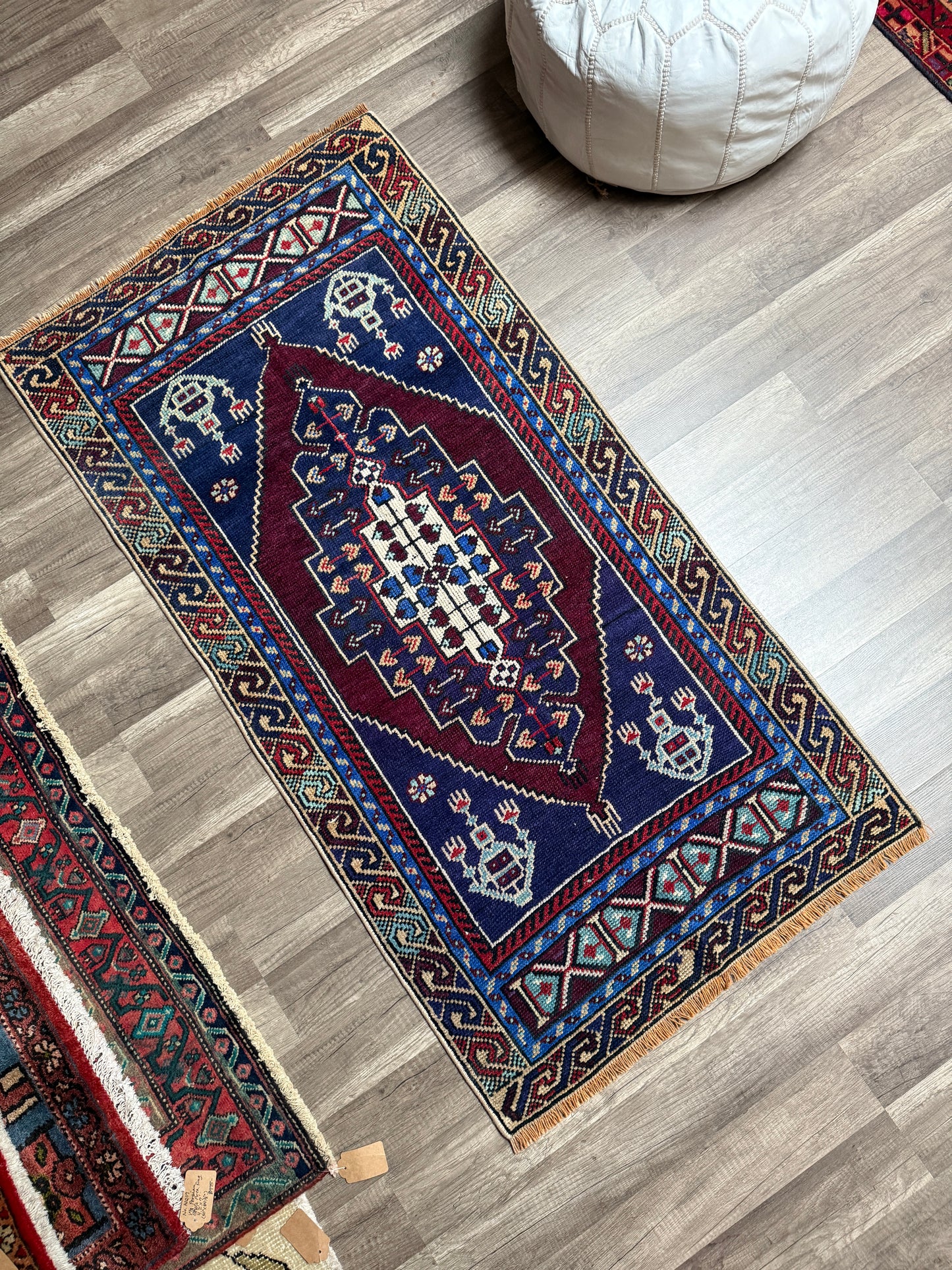 Vintage Turkish Rug No. A1218 - 2.5’x4.8’
