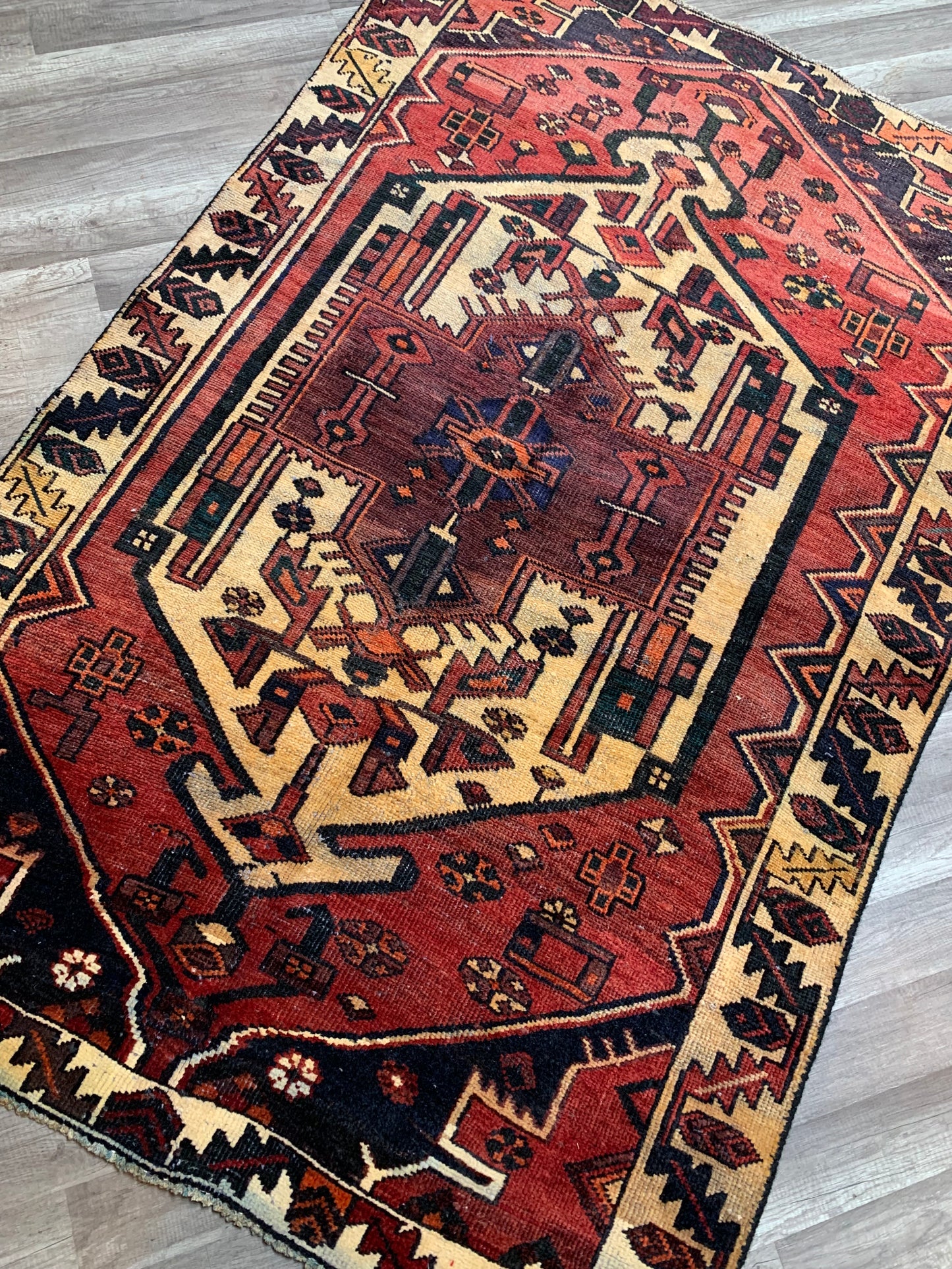 Vintage Persian Area Rug No. A1173 - 4.5' x 6.5'