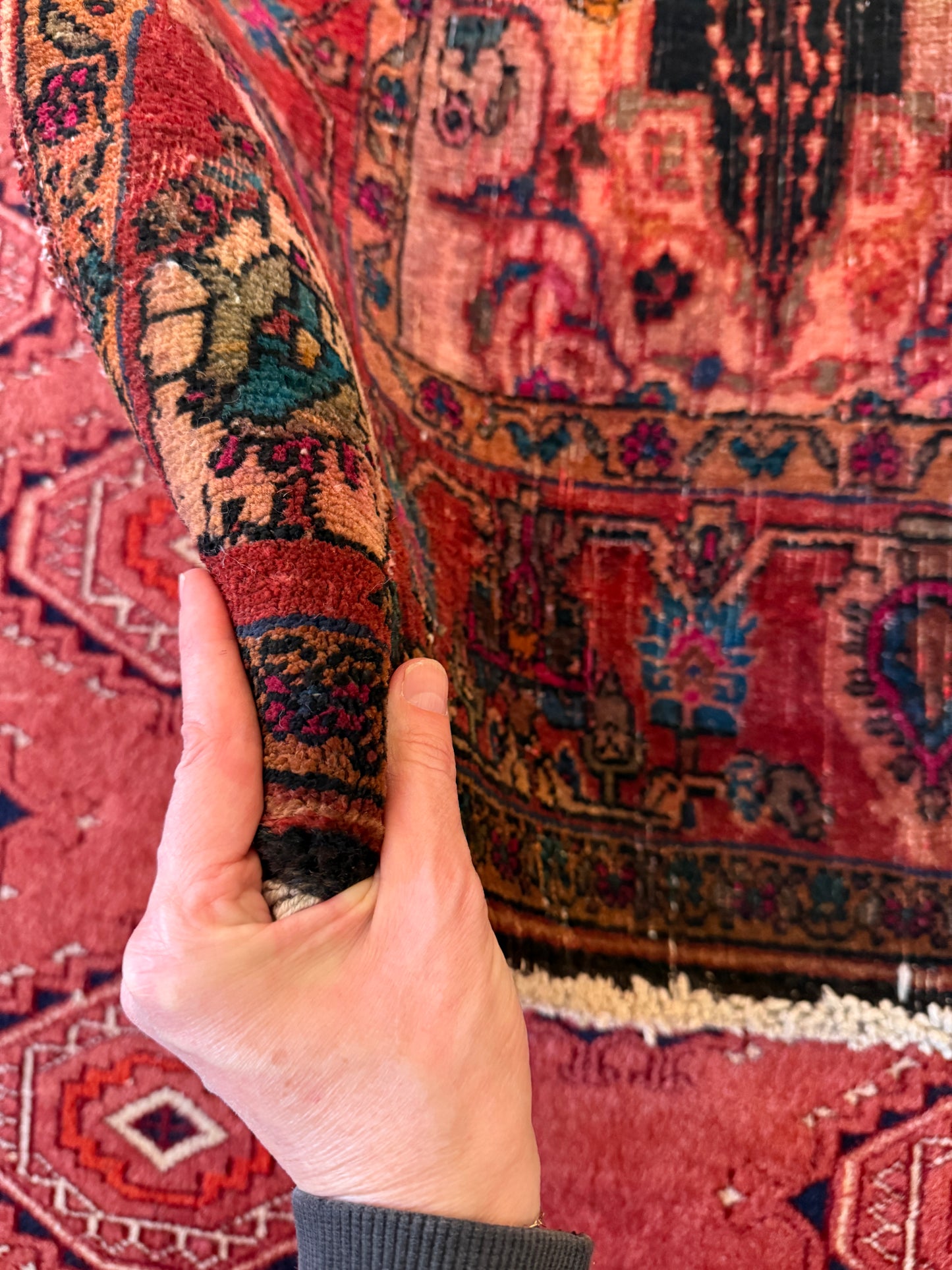 Vintage Persian Sarouk Area Rug No. A1194 -4.2'x6.5'