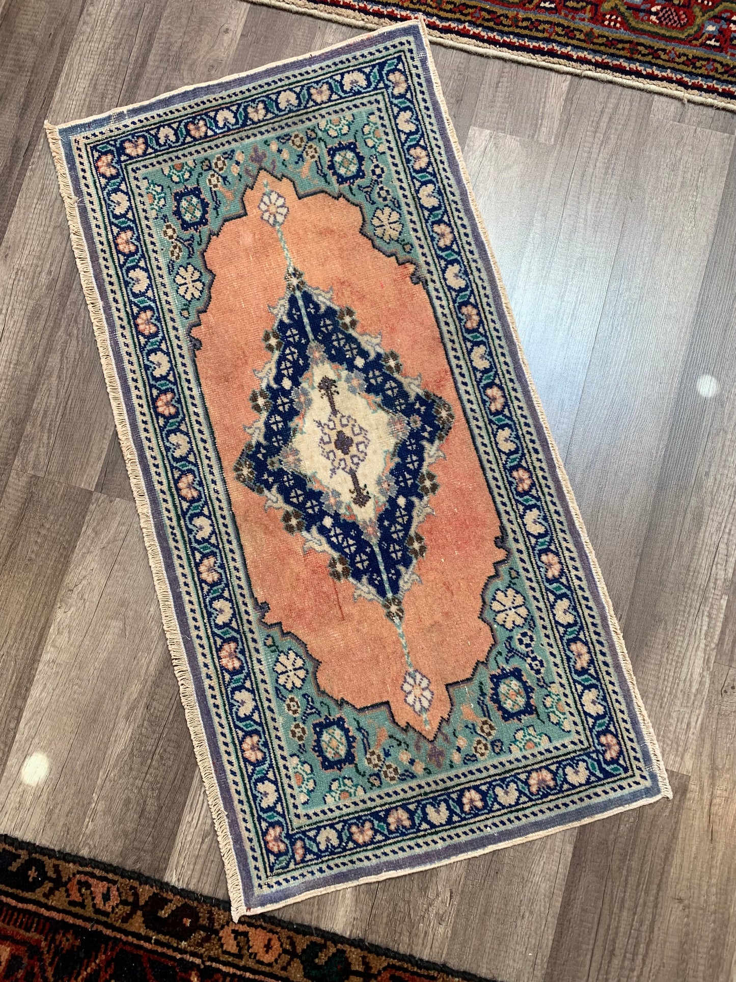 Reserved for Wendy - Vintage Turkish Mini Rug 1.'6x3.1' - No. 668