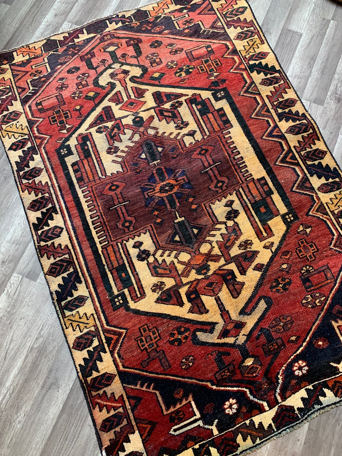 Vintage Persian Area Rug No. A1173 - 4.5' x 6.5'