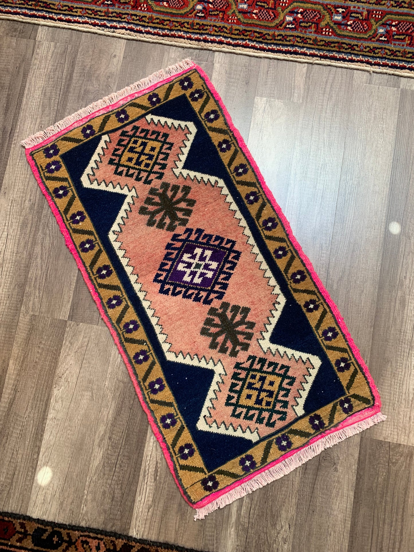 Vintage Turkish Mini Rug 1.'4x2.8' - No. 669