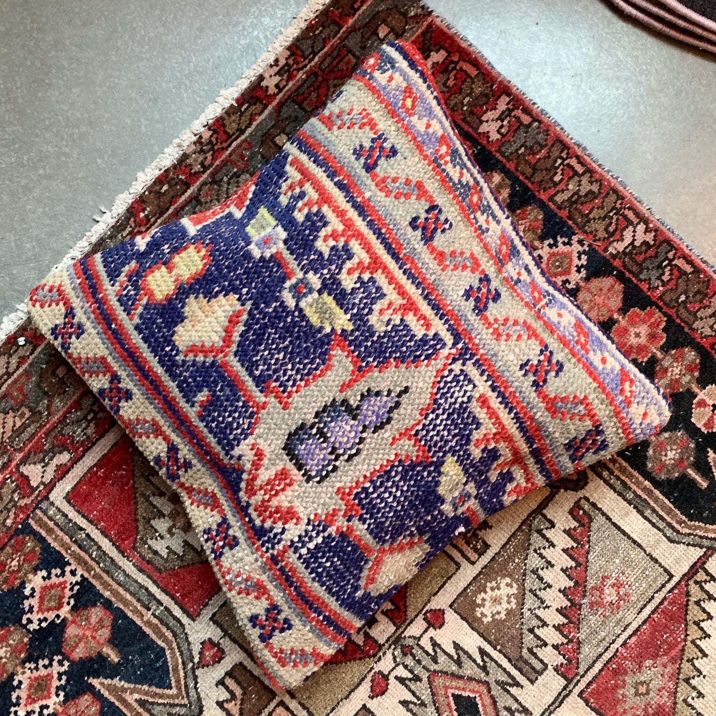 No. P299 - 16" X 16" Turkish Rug Pillow Cover