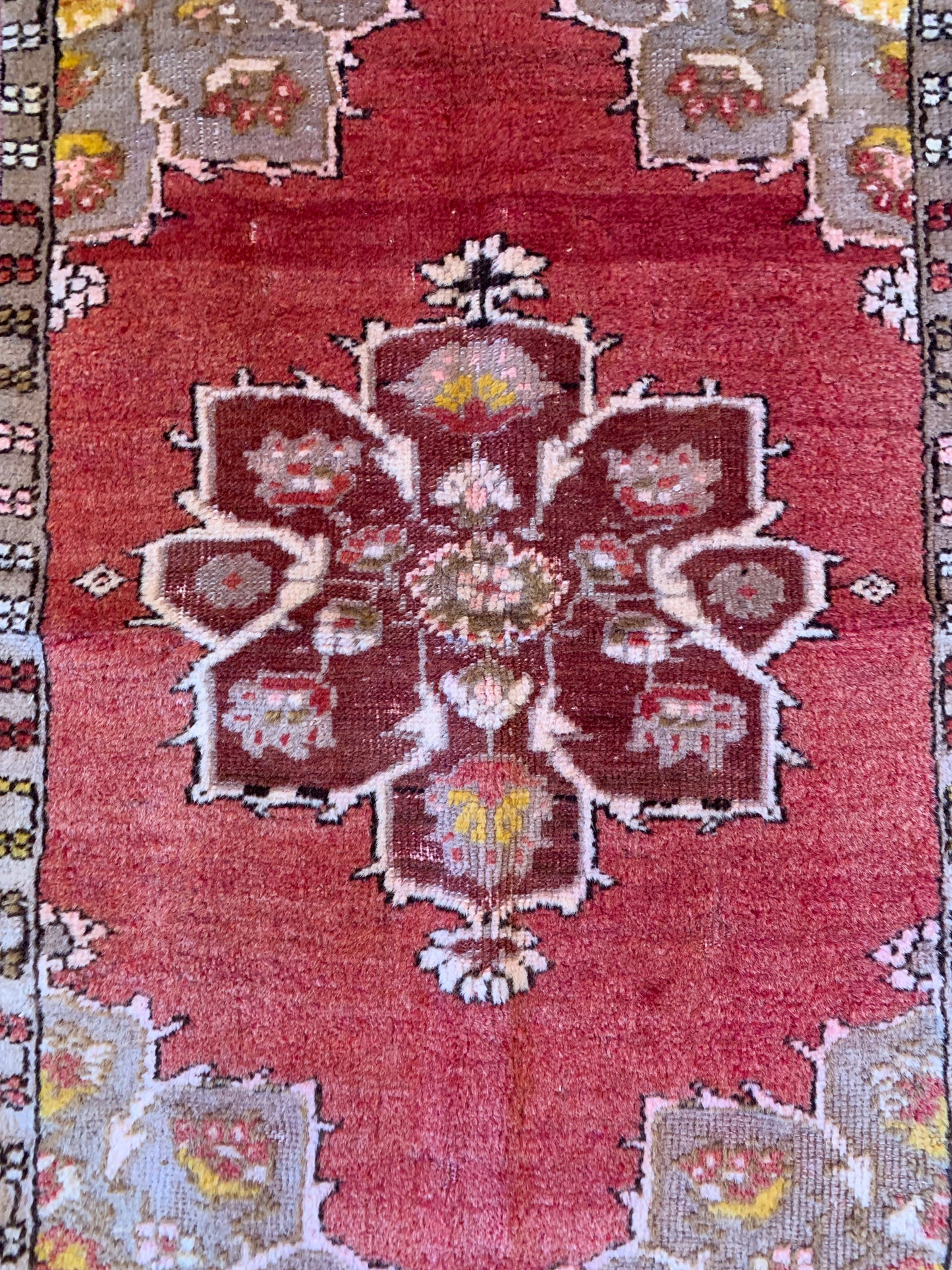 Vintage Turkish Mini Rug 1.7'x2.5' - No. 635