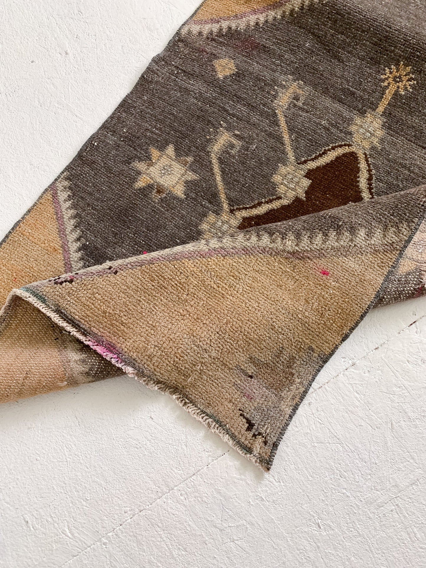 No. R1093 - 2.8' x 12.8' Vintage Turkish Runner Rug