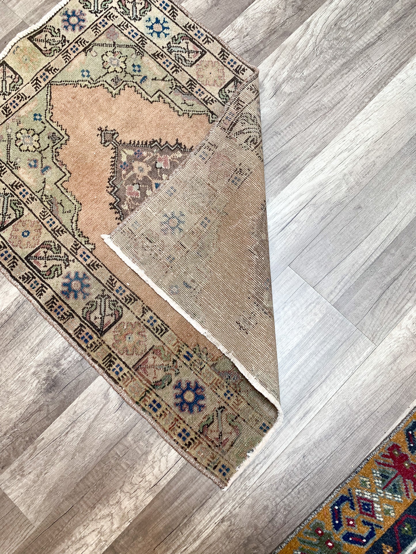 No. 604 - 2.0' x 2.8' Vintage Turkish Mini Rug