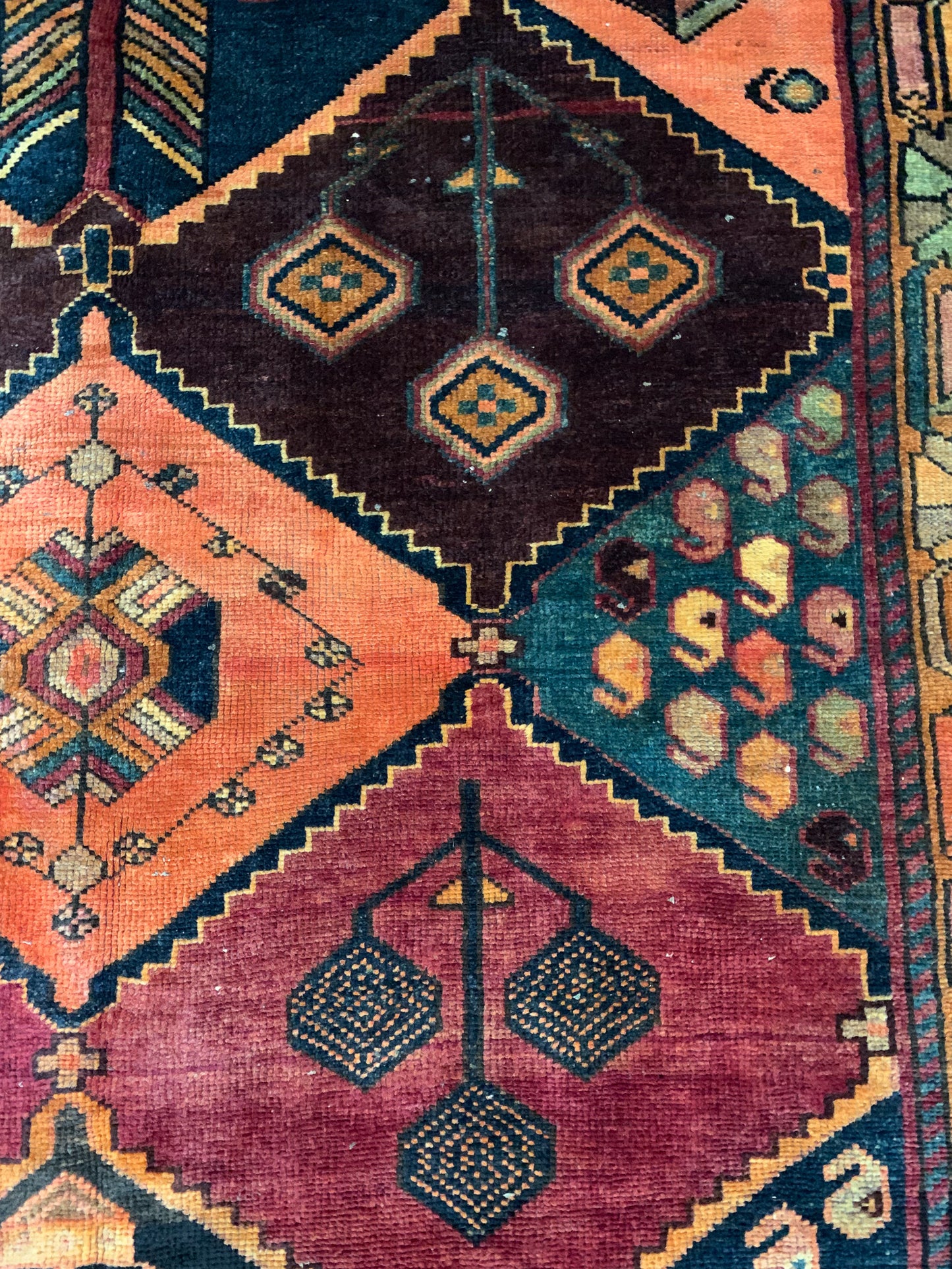 Vintage Persian Area Rug No. A1162 - 4.8' x 8.6'