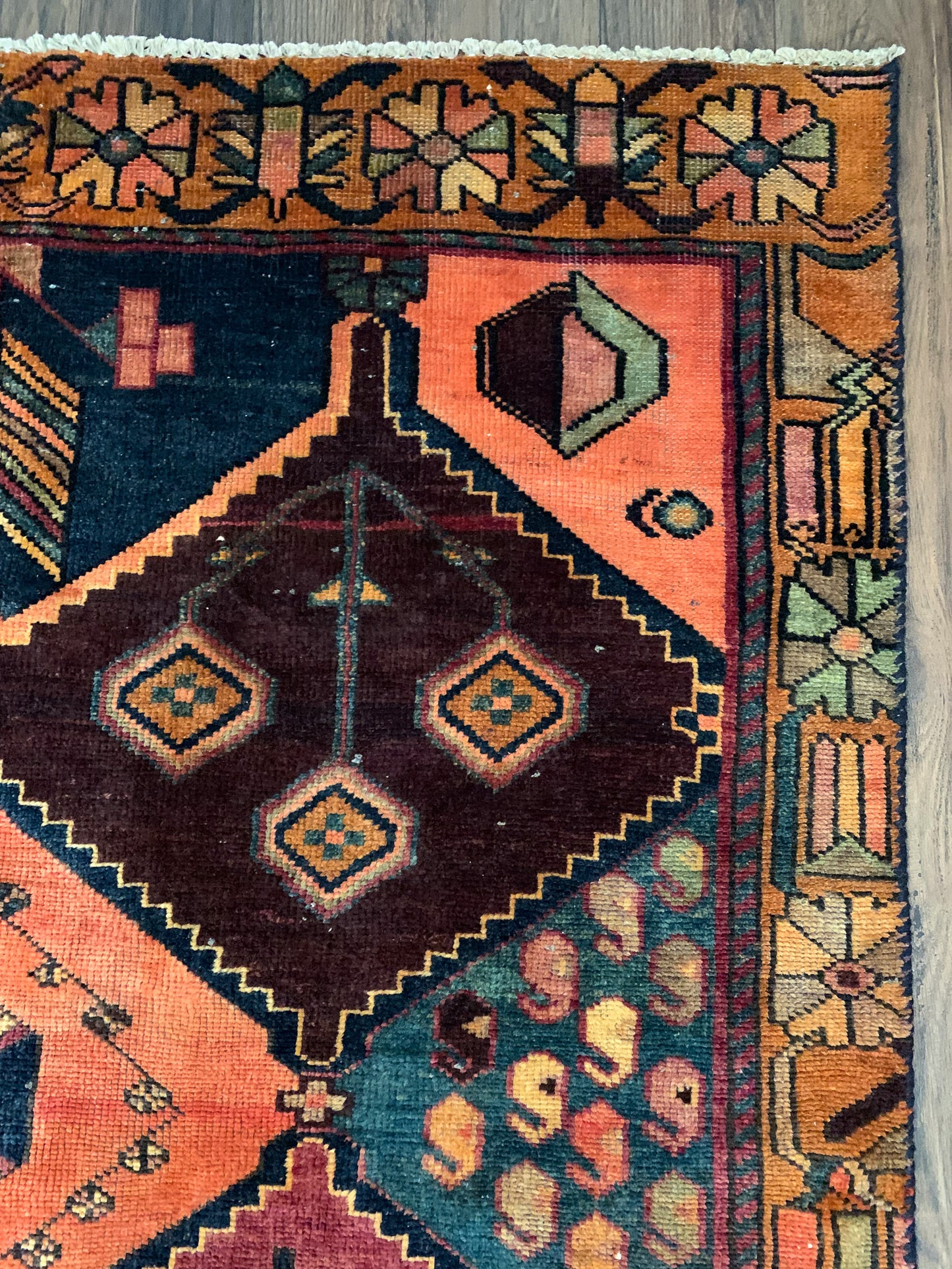 Vintage Persian Area Rug No. A1162 - 4.8' x 8.6'