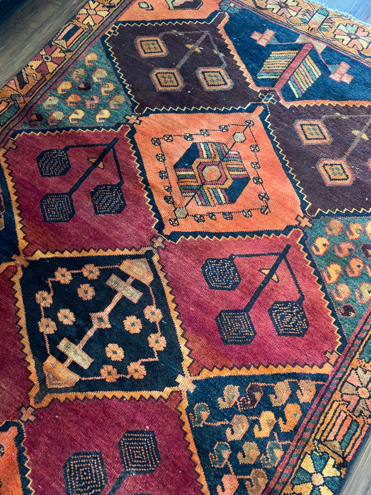 Vintage Persian Area Rug No. A1162 - 4.8' x 8.6'