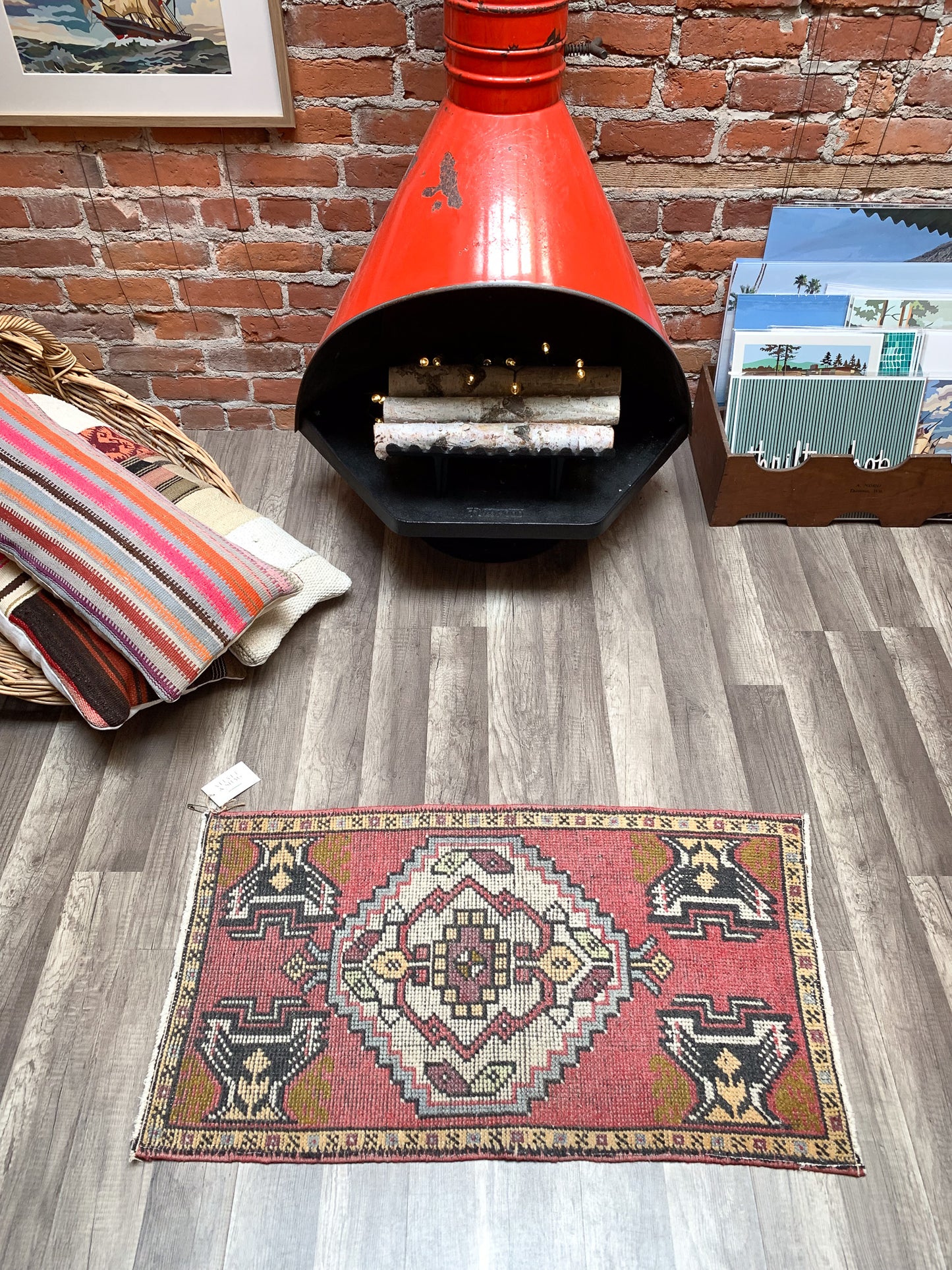 No. 608 - 1.6' x 3.0' Vintage Turkish Mini Rug
