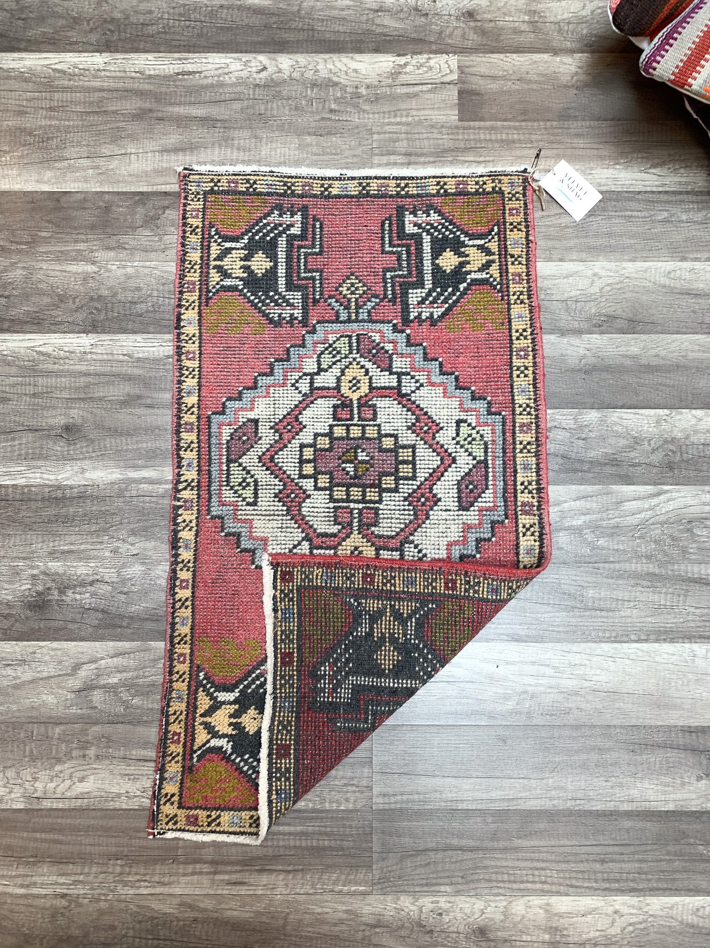 No. 608 - 1.6' x 3.0' Vintage Turkish Mini Rug
