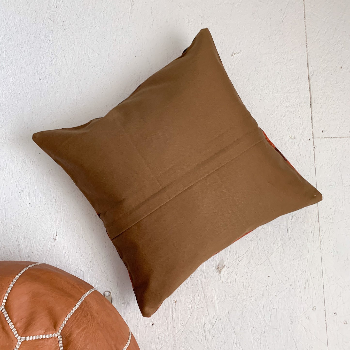 No. P276 - 18" X 18" Turkish Rug Pillow Cover