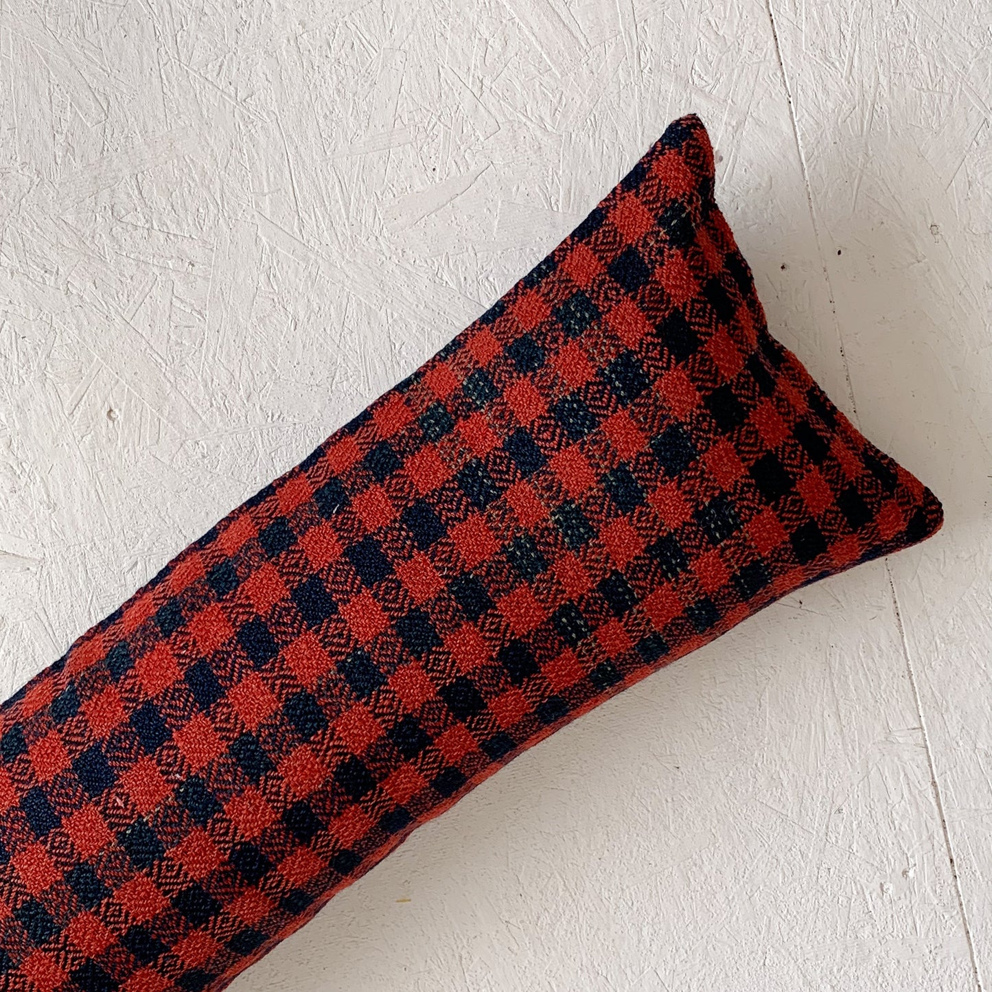 No. P278 - 12" X 36" Turkish Rug Pillow Cover