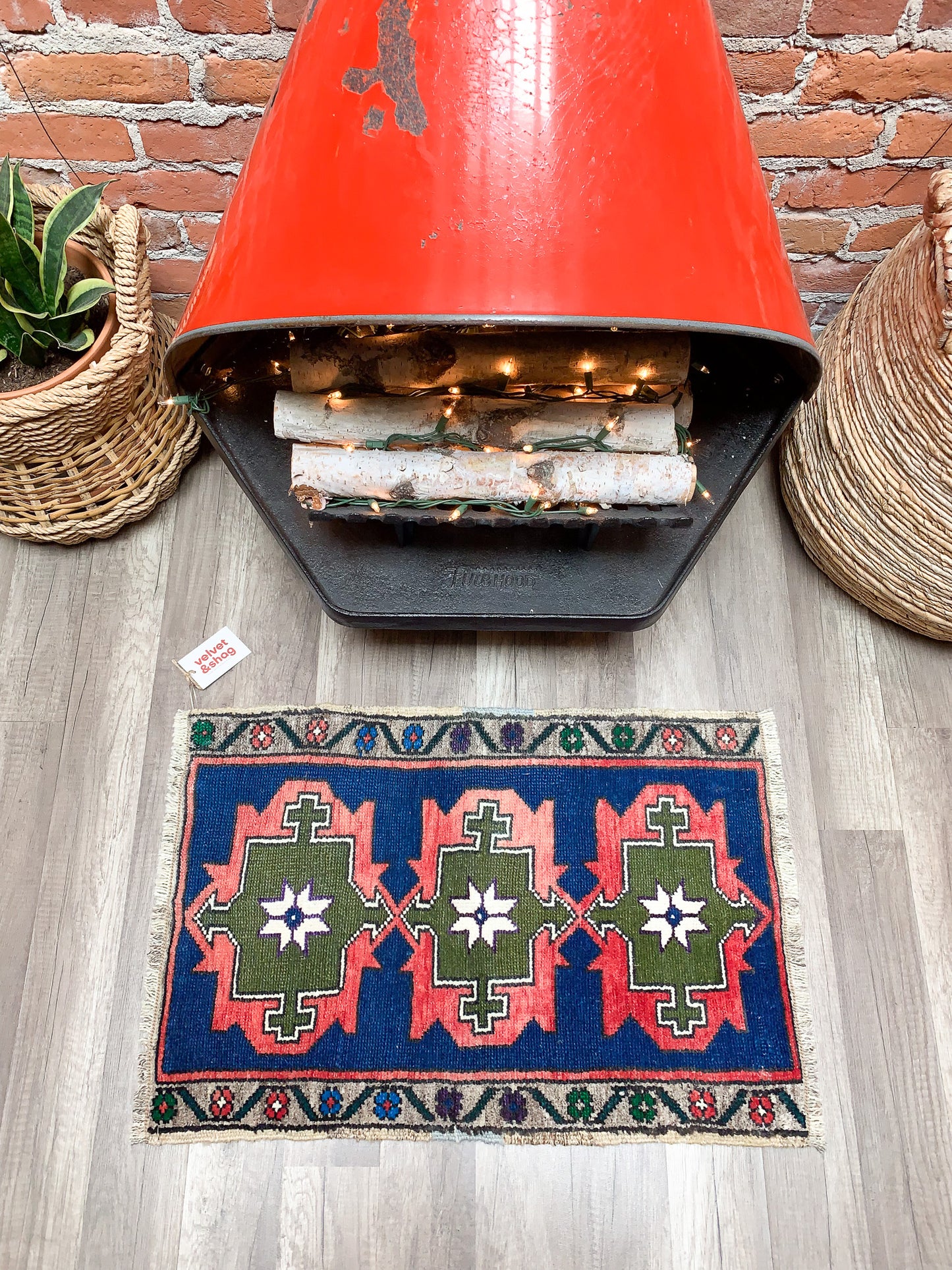 Vintage Turkish Mini Rug 1.6'x2.5' - No. 657