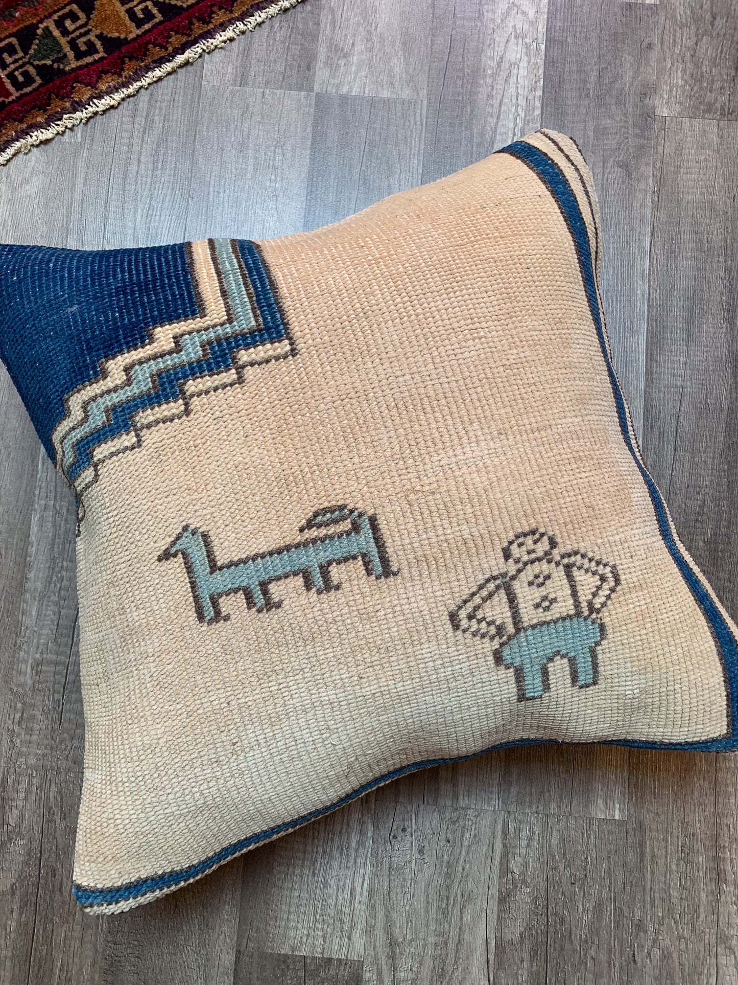 No. P376 - 20" X 20" Turkish Rug Pillow Cover