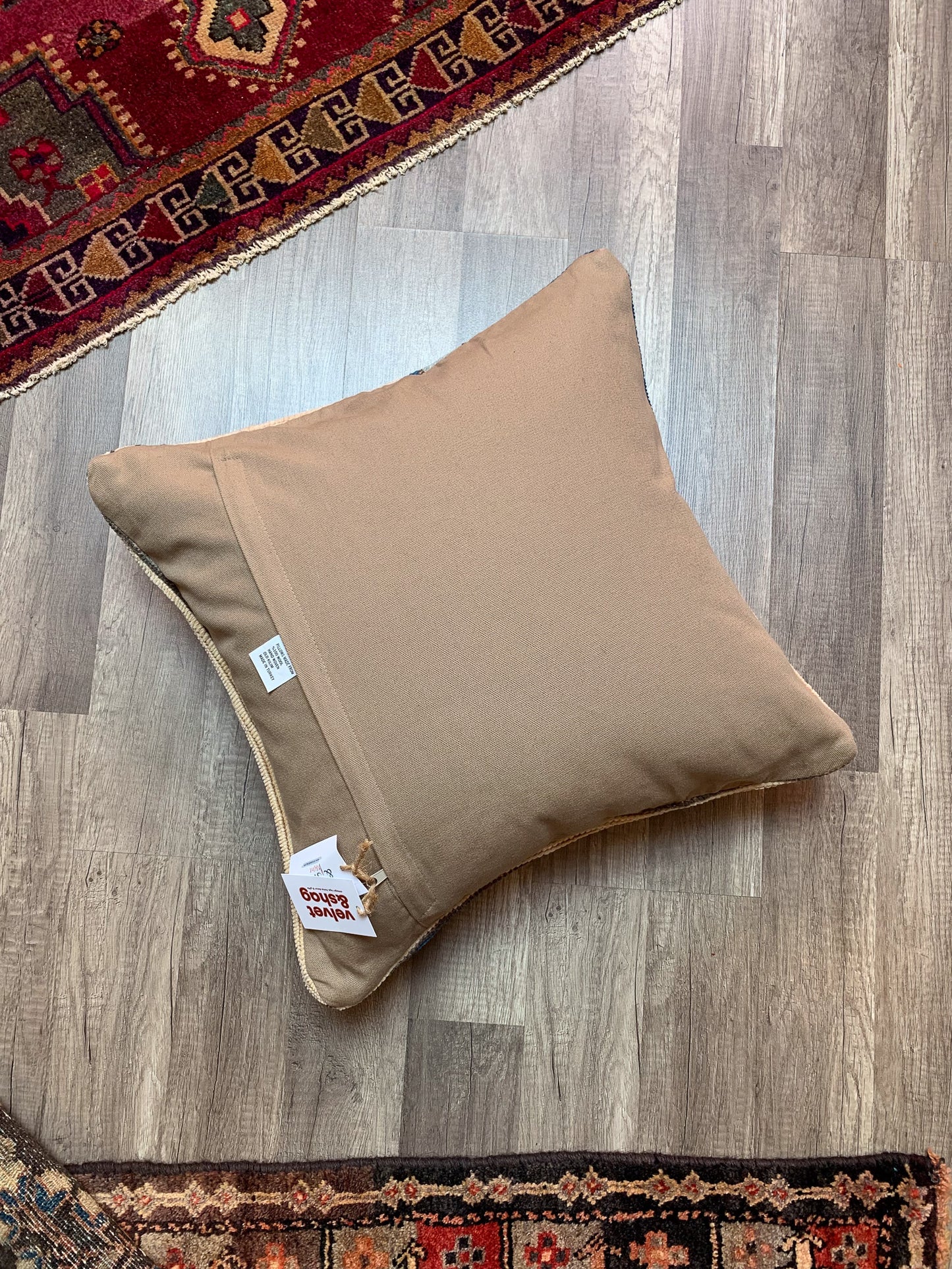 No. P376 - 20" X 20" Turkish Rug Pillow Cover