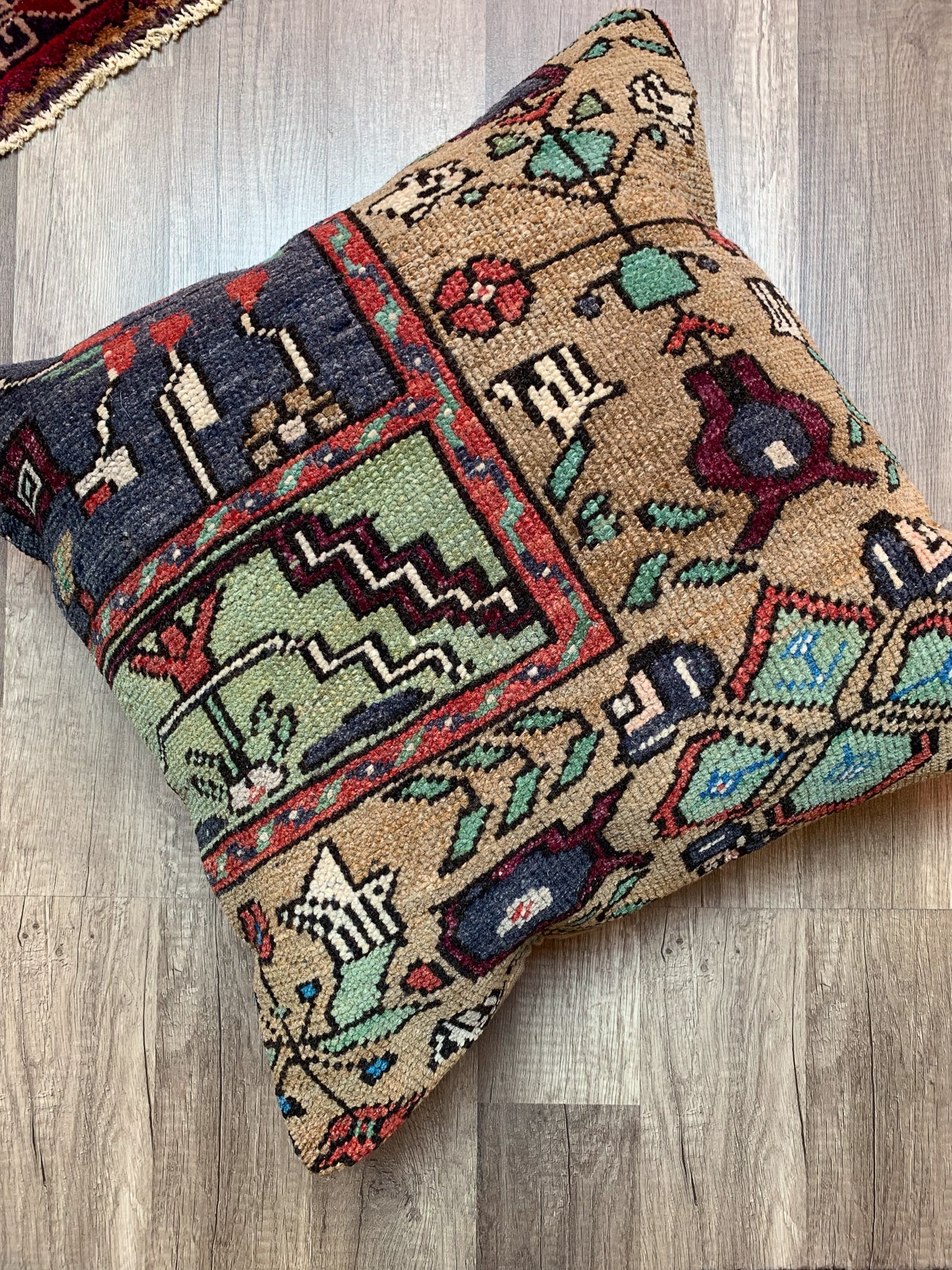 No. P375 - 20" X 20" Turkish Rug Pillow Cover