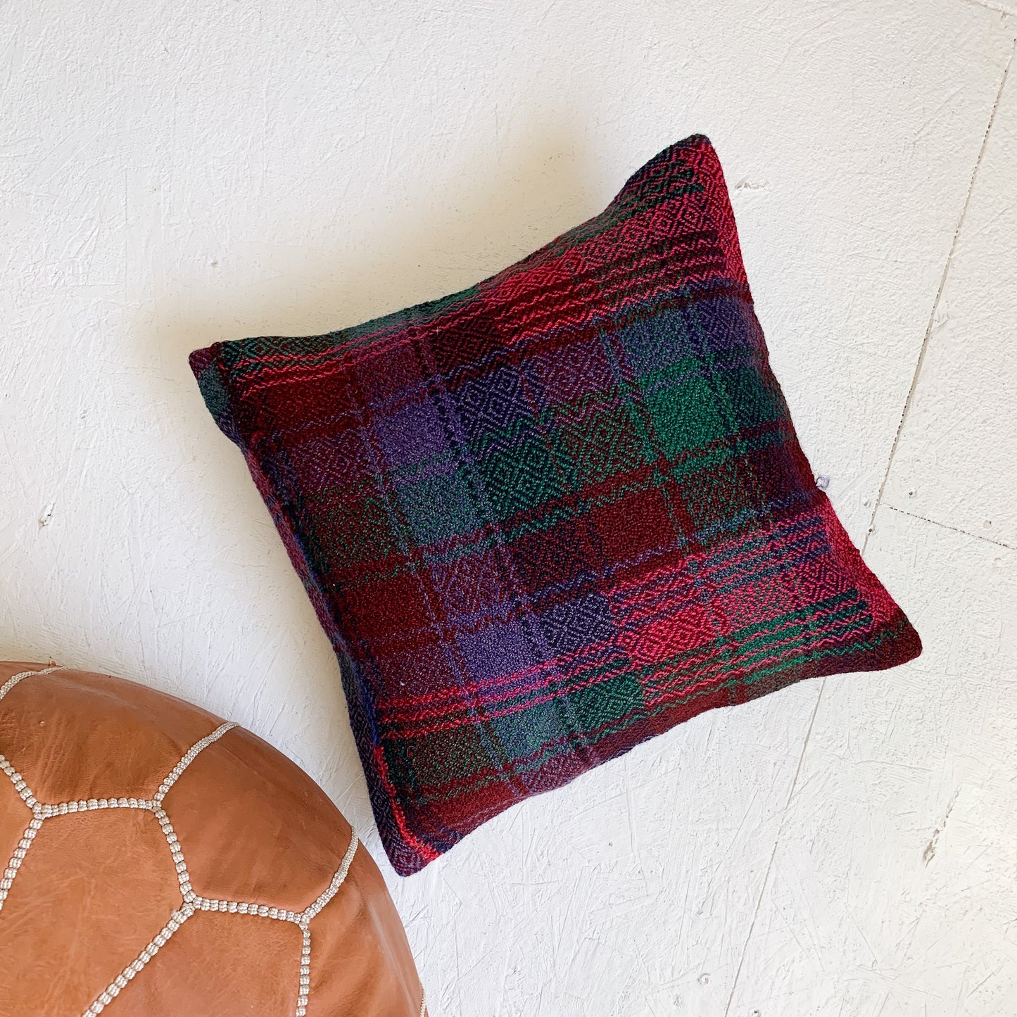 No. P283 - 16" X 16" Turkish Rug Pillow Cover