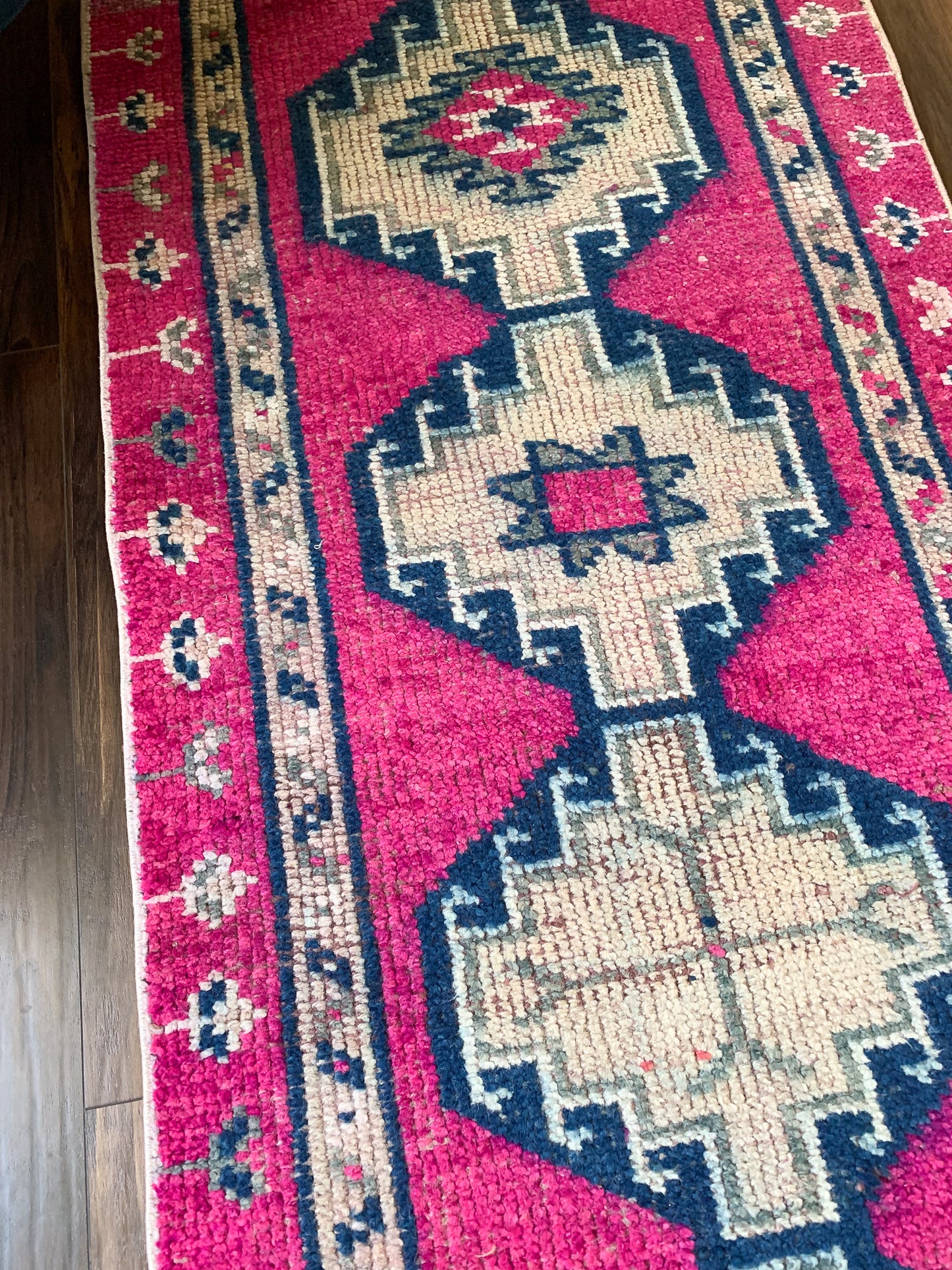 R1129 - 2.6' x 11.5' Vintage Turkish Herki Runner Rug