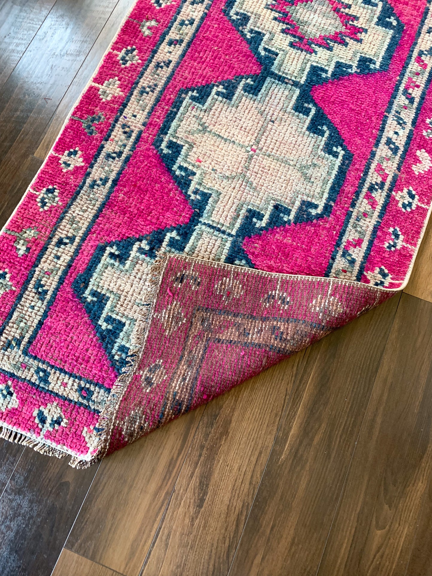 R1129 - 2.6' x 11.5' Vintage Turkish Herki Runner Rug