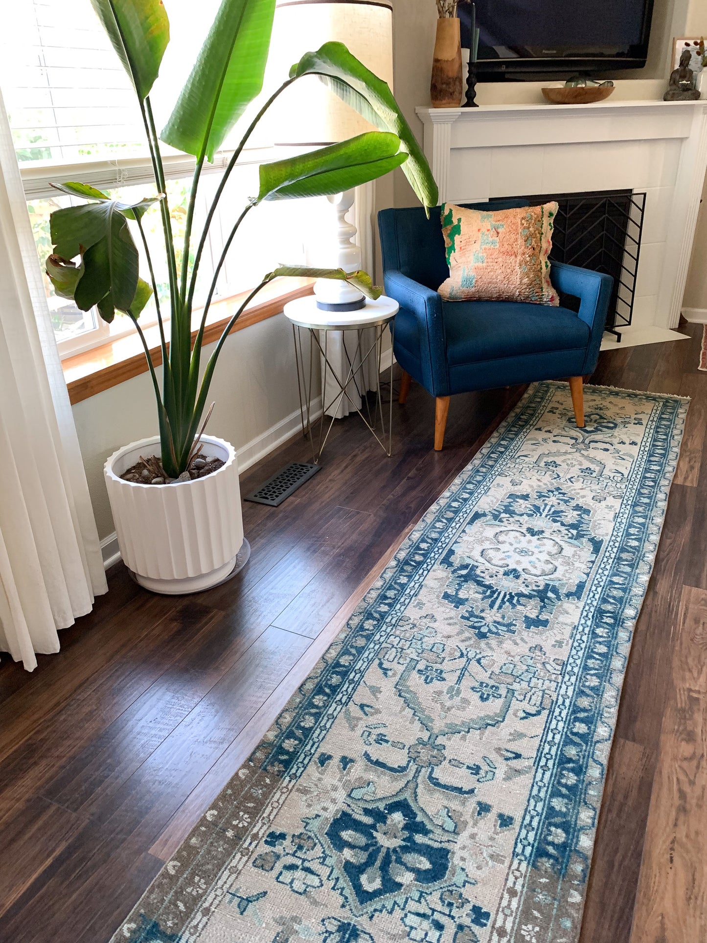 Reserved for Lisa - No. R1132 - 2.4' x 10.1' Vintage Persian Zencan Runner Rug