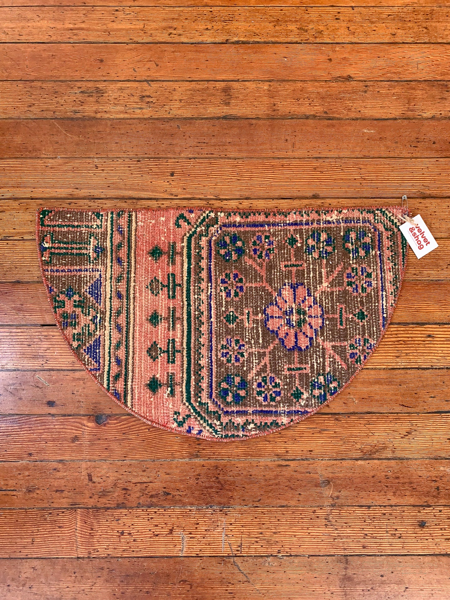 Reserved for Wendy - Vintage Turkish Mini Semi Circle Rug 1.5'x2.5' - No. SC105