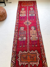 Load image into Gallery viewer, No. R1067 - 2.7&#39; x 9.4&#39; Vintage Turkish Herki Runner Rug

