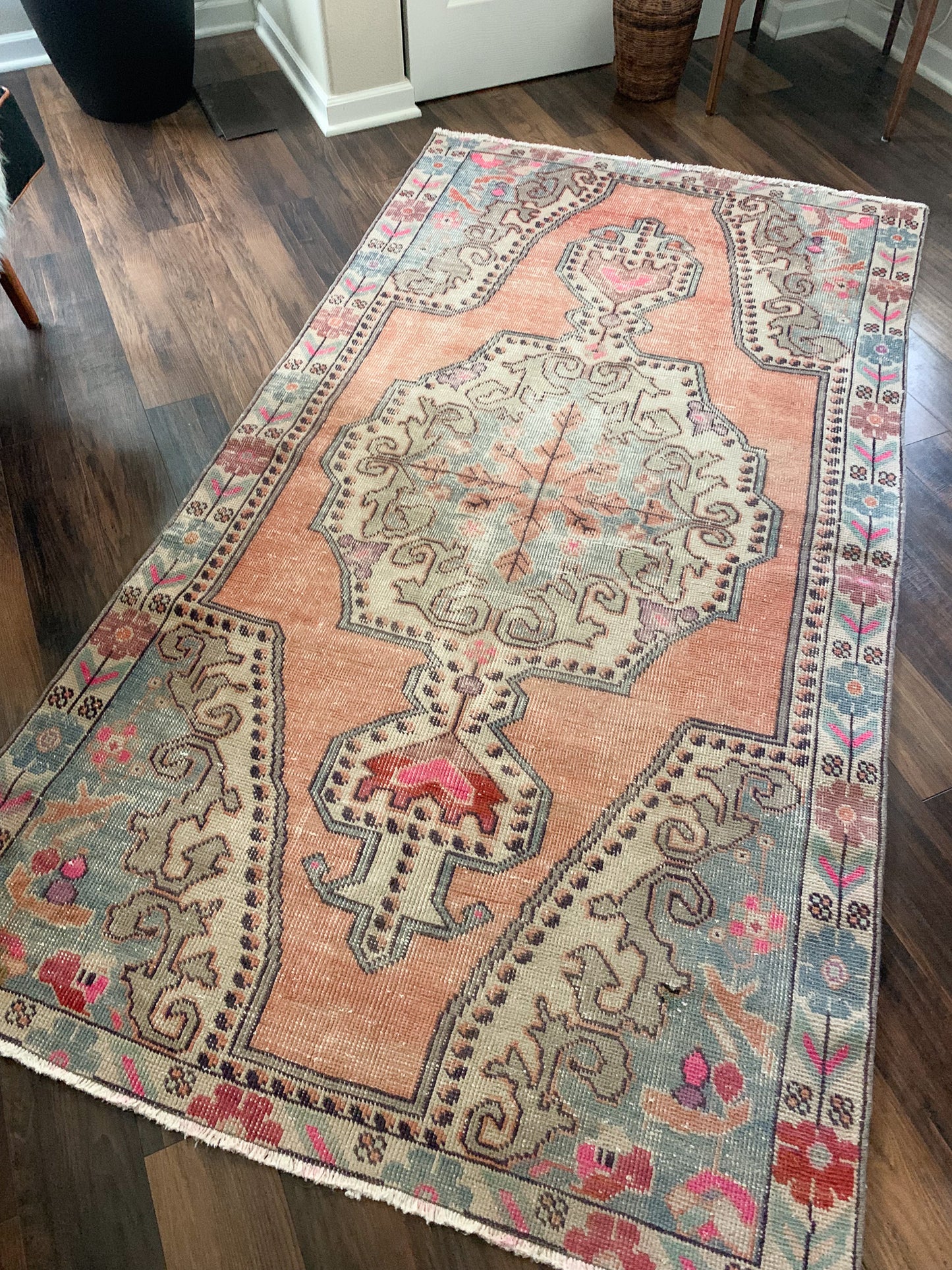 Vintage Turkish Area Rug No. A1180 - 4.1' x 7.6'