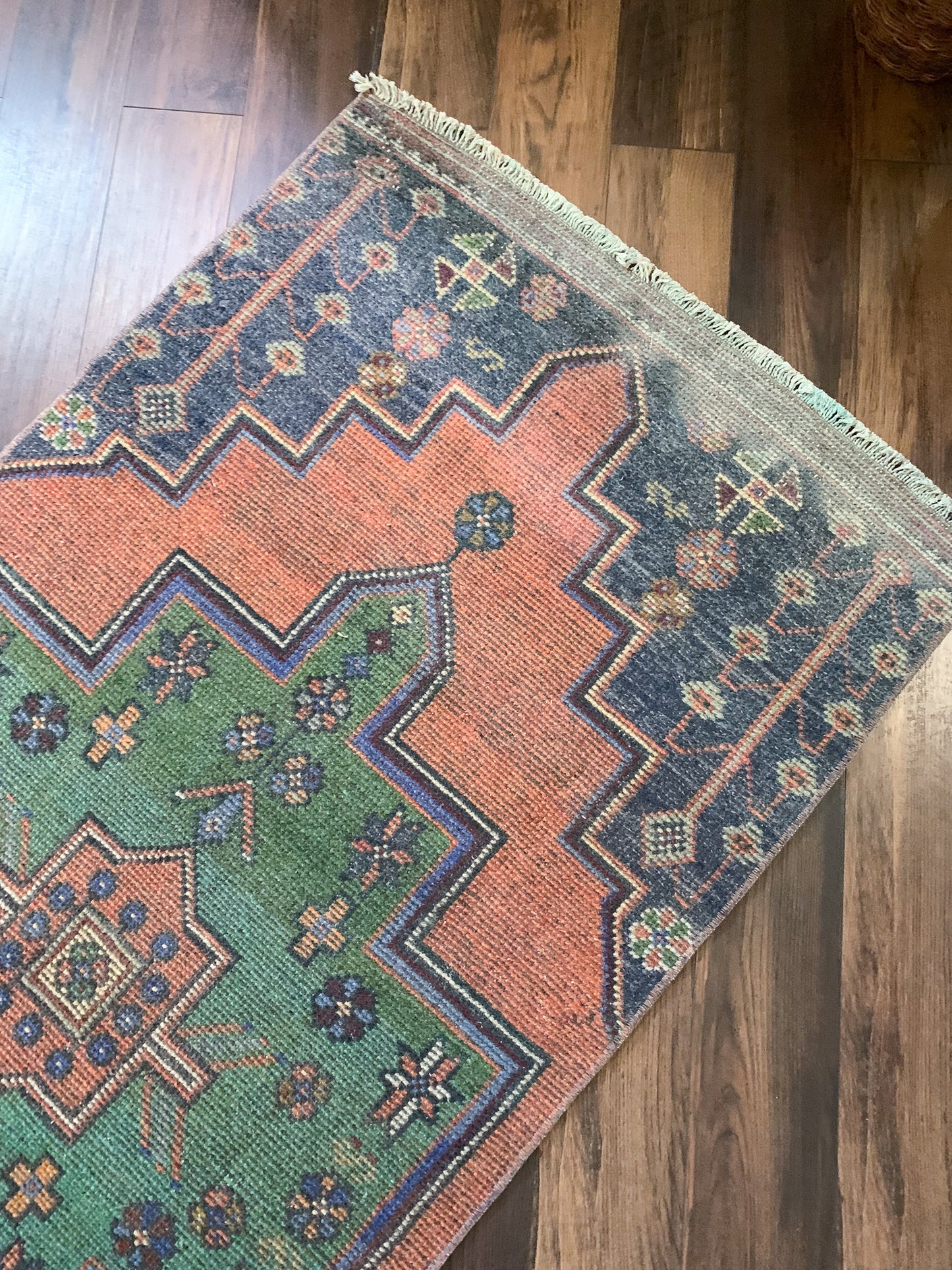 Vintage Turkish Runner Rug No. R1183 - 2.8' x 8.5'