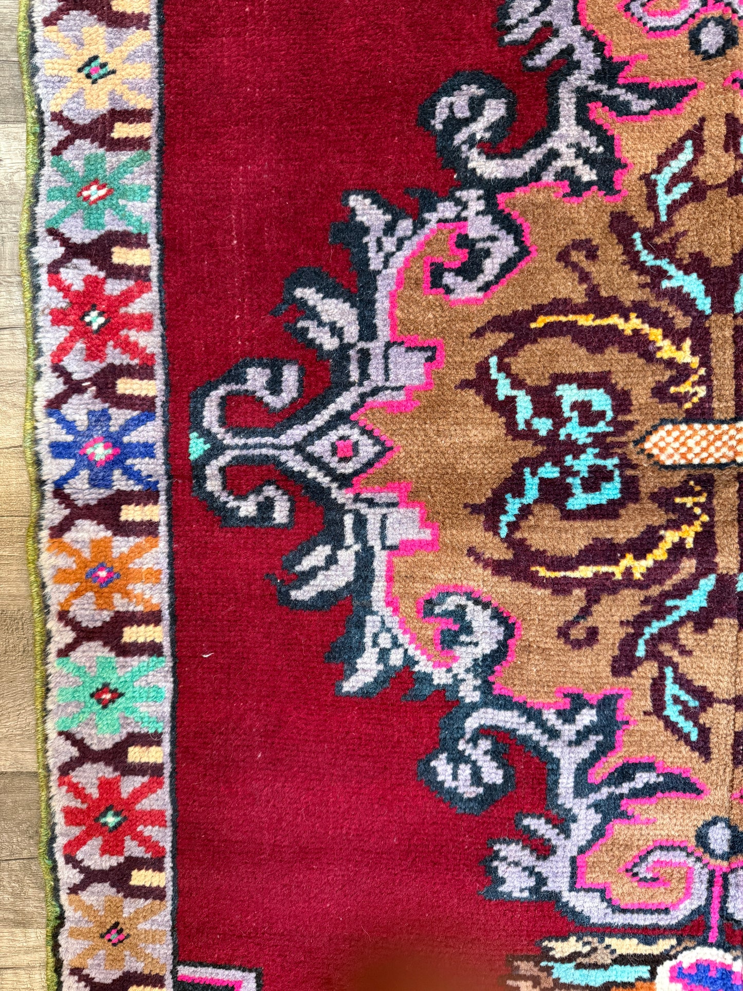Vintage Turkish Rug No. A1211 - 2.9’x5.9’