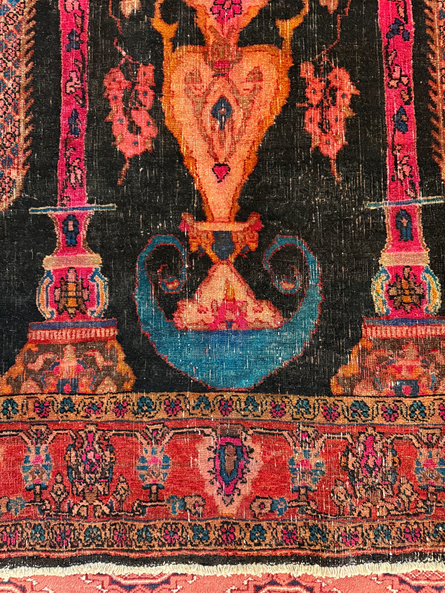 Vintage Persian Sarouk Area Rug No. A1194 -4.2'x6.5'