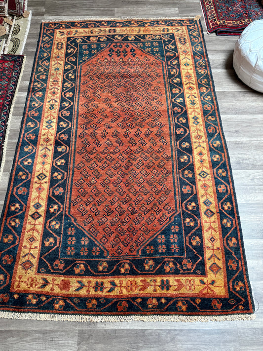 Vintage Persian Style Rug No. A1209 - 4.3’x7’