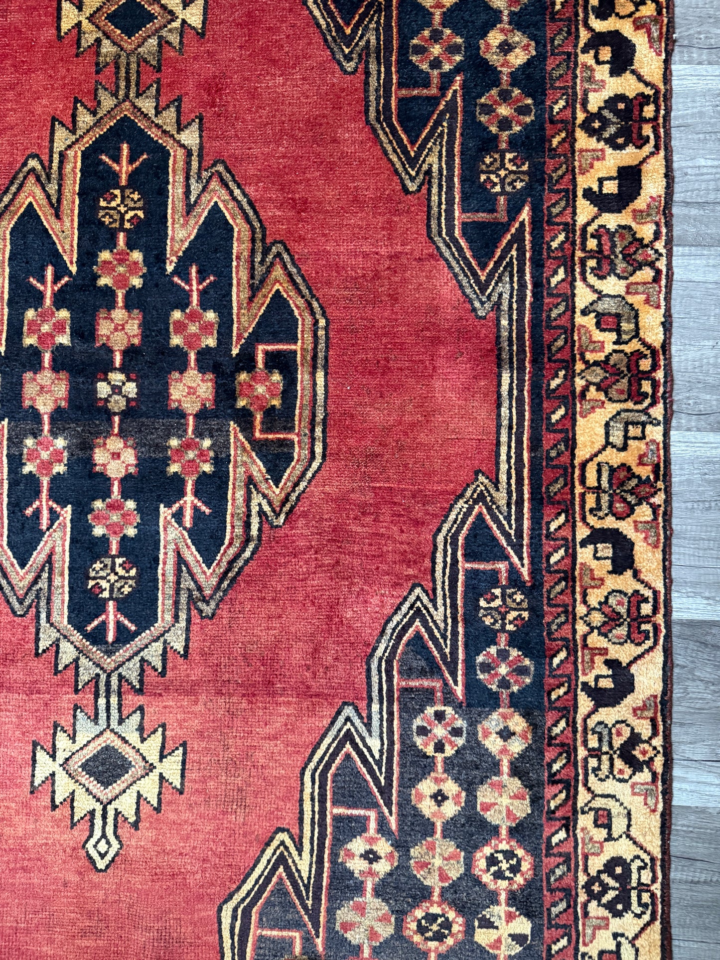 Vintage Persian Style Rug No. A1204 - 4.1'x6.2'